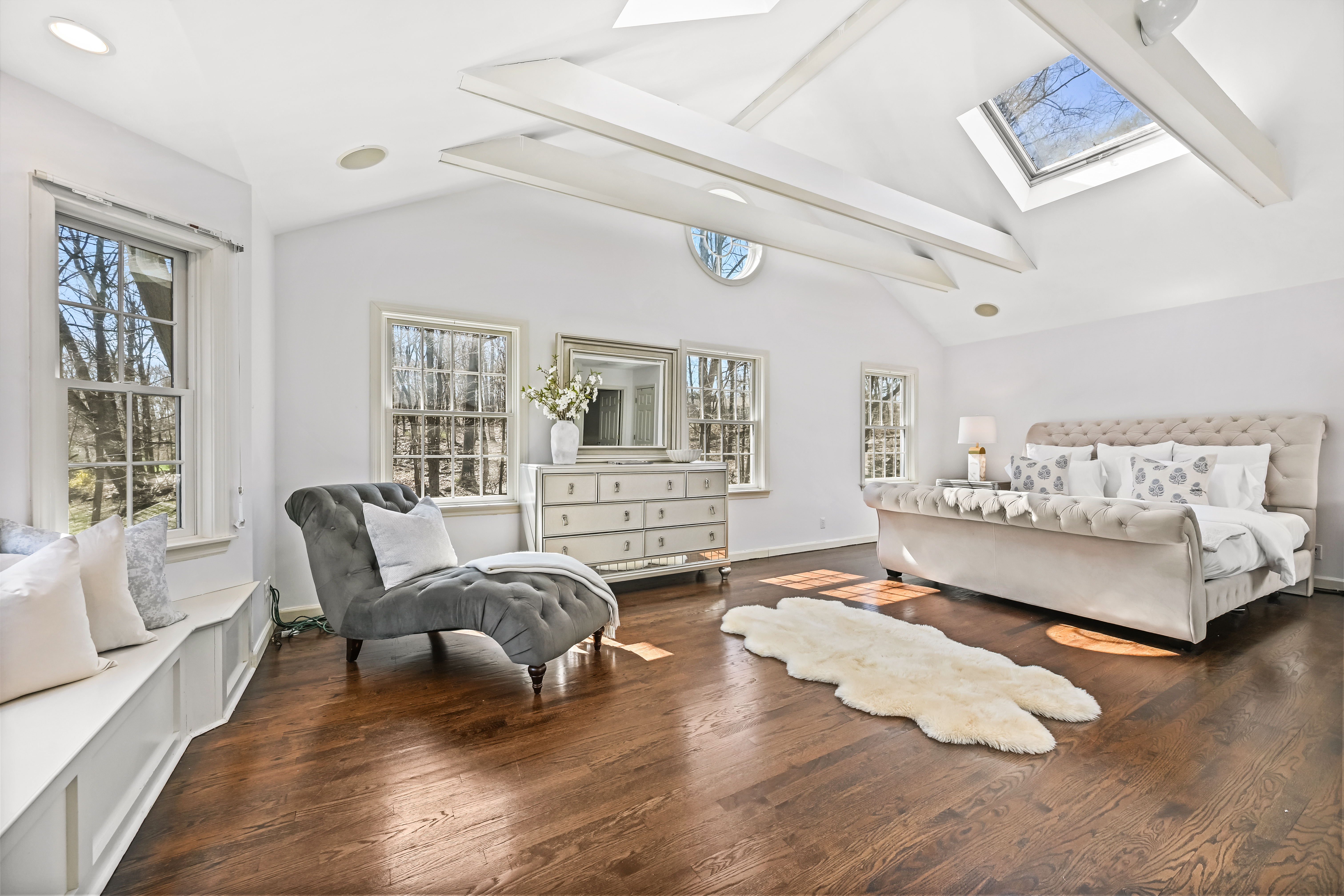  Unique Split-Level Residence - 物件實景