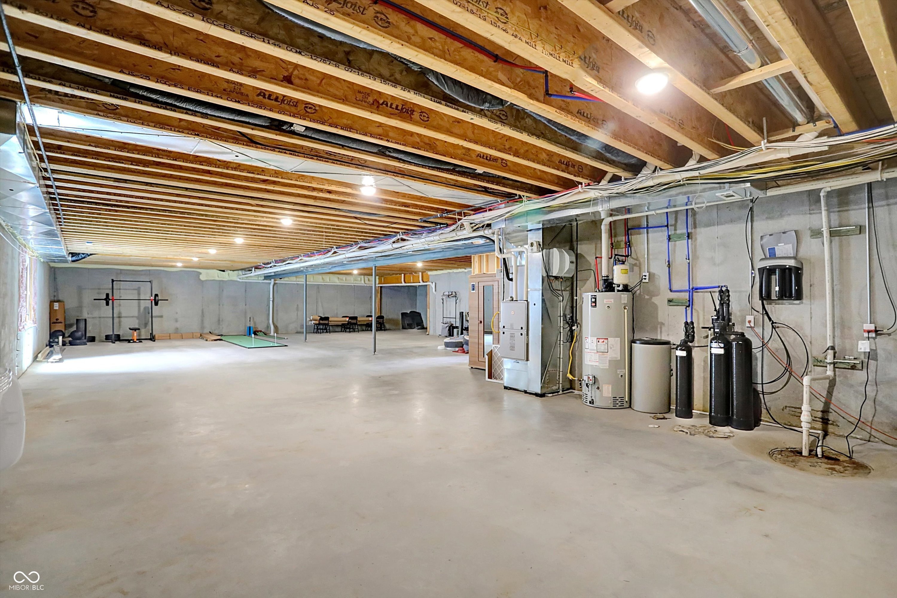 Greenwood, Indiana, 46143, United States, 4 Bedrooms Bedrooms, ,4 BathroomsBathrooms,Residential,For Sale,1978019