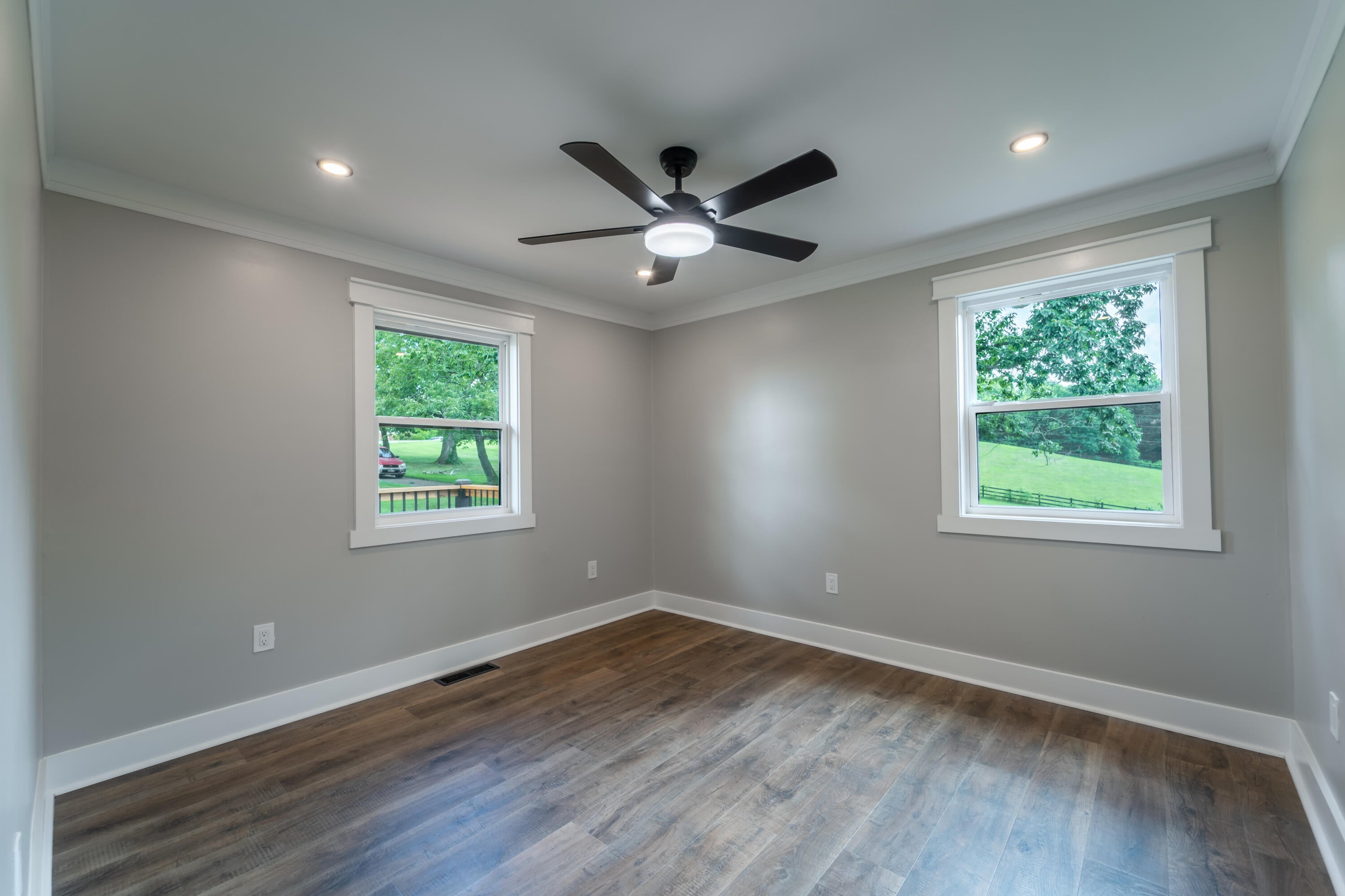 Berea, Kentucky, 40403, United States, 4 Bedrooms Bedrooms, ,4 BathroomsBathrooms,Residential,For Sale,1979235