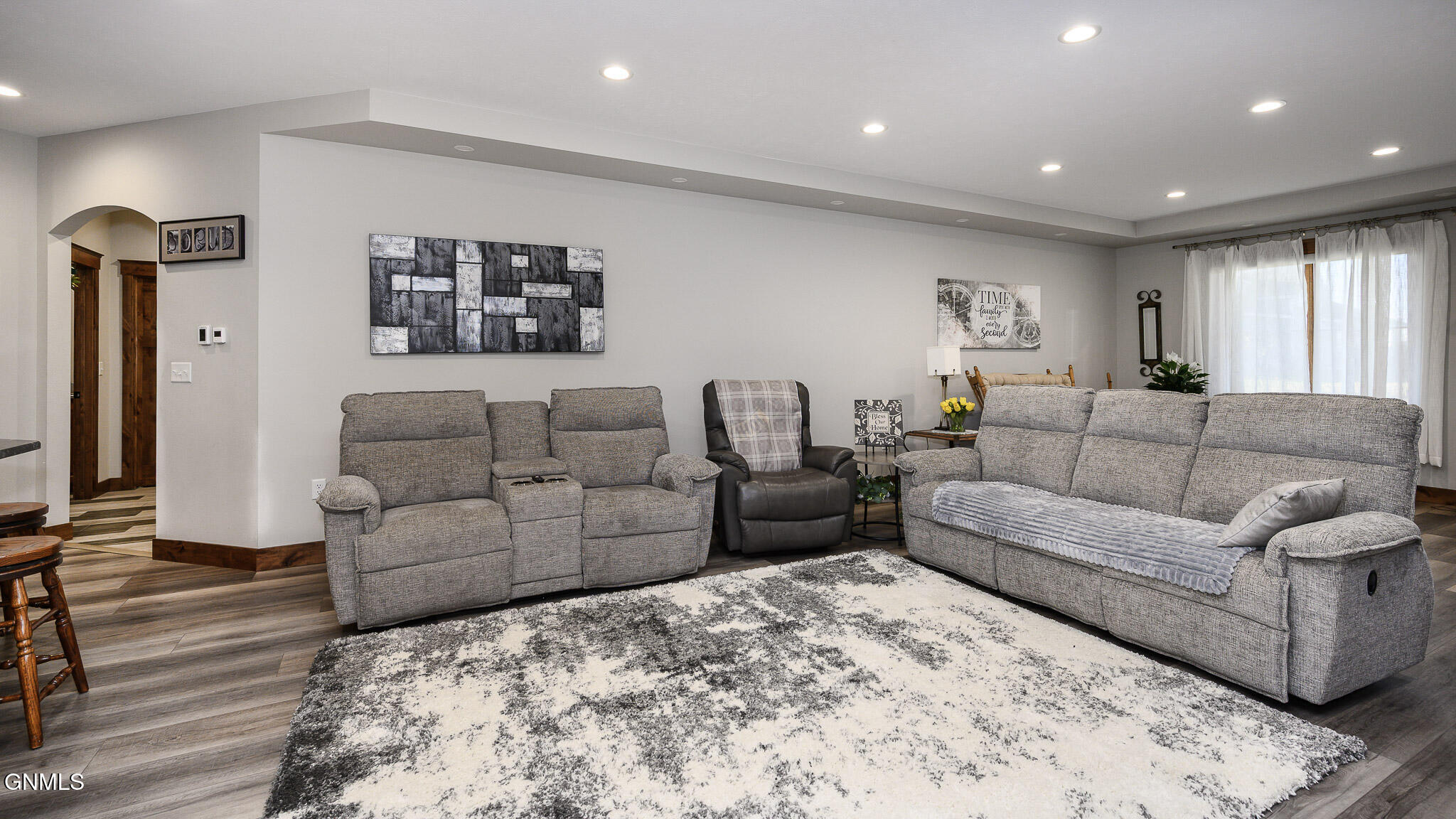 Bismarck, North Dakota, 58503, United States, 3 Bedrooms Bedrooms, ,3 BathroomsBathrooms,Residential,For Sale,1995468