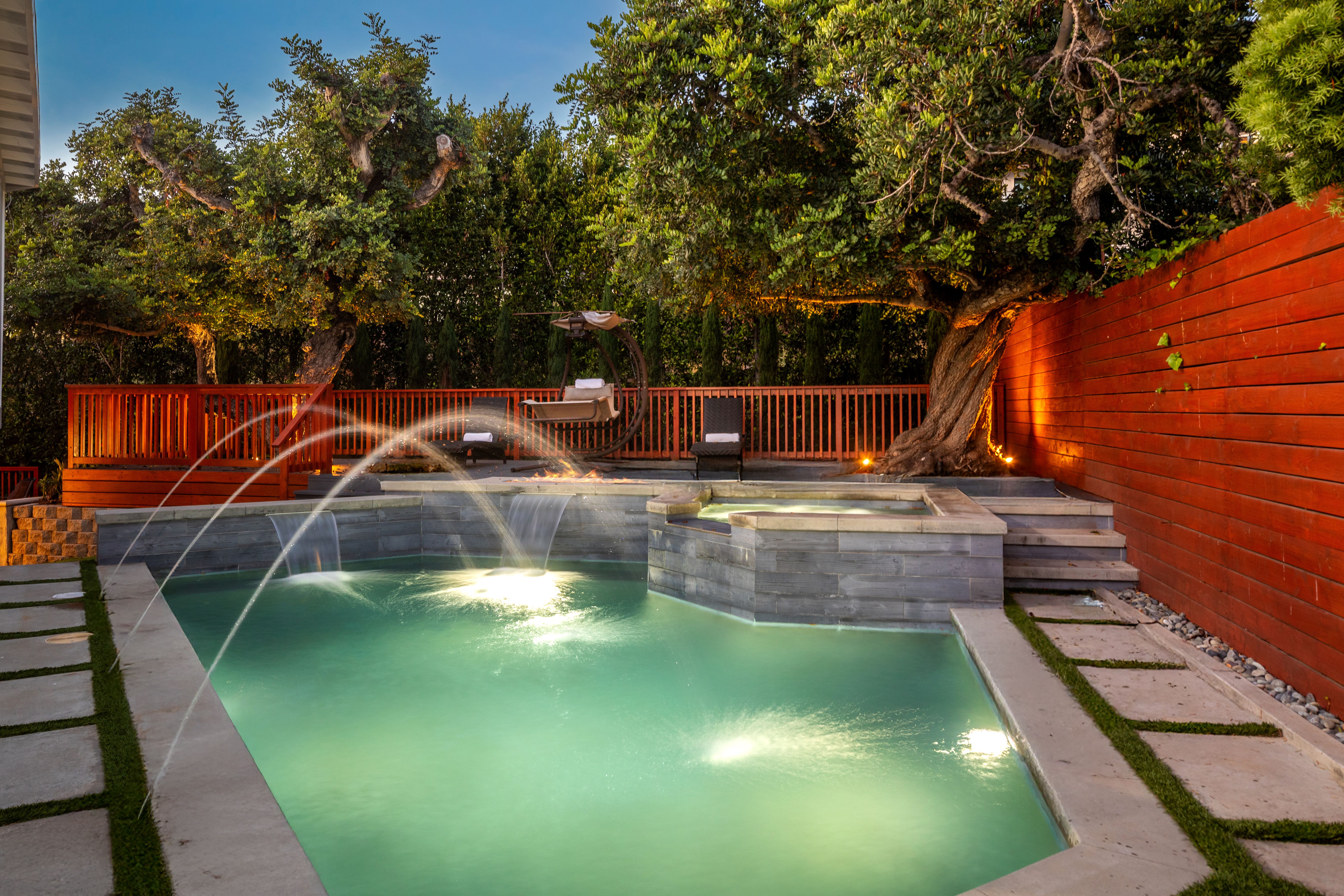  2 Camel Point Drive, Laguna Beach, CA 92651 - 物件實景