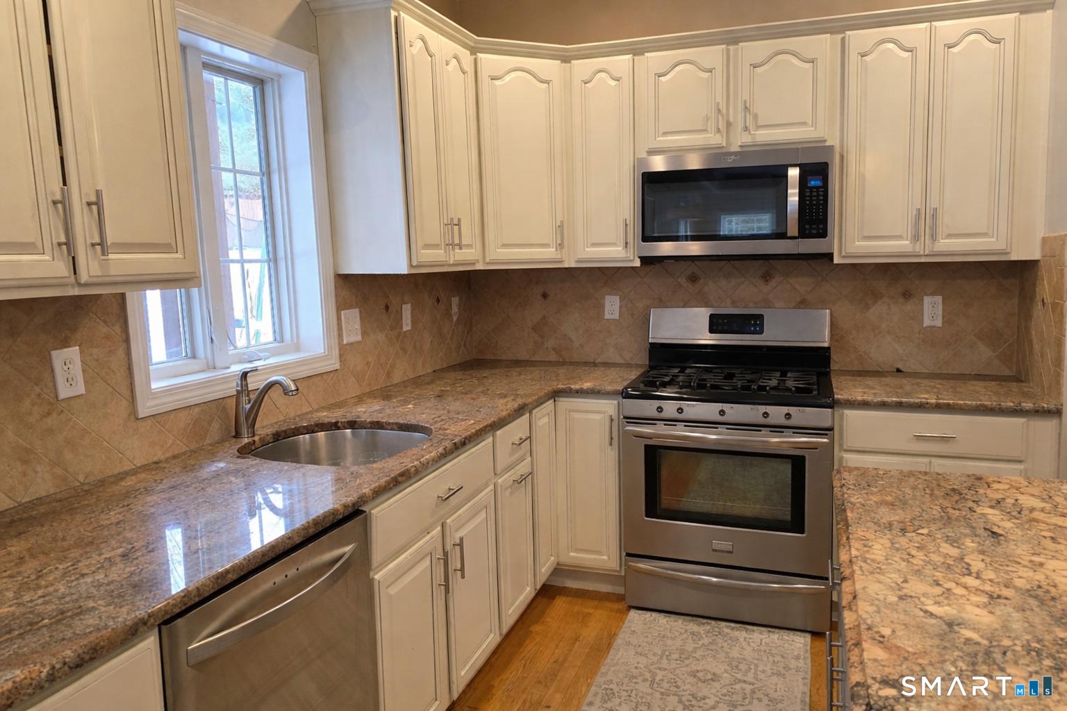 Bristol, Connecticut, 06010, United States, 3 Bedrooms Bedrooms, ,3 BathroomsBathrooms,Residential,For Sale,2008116