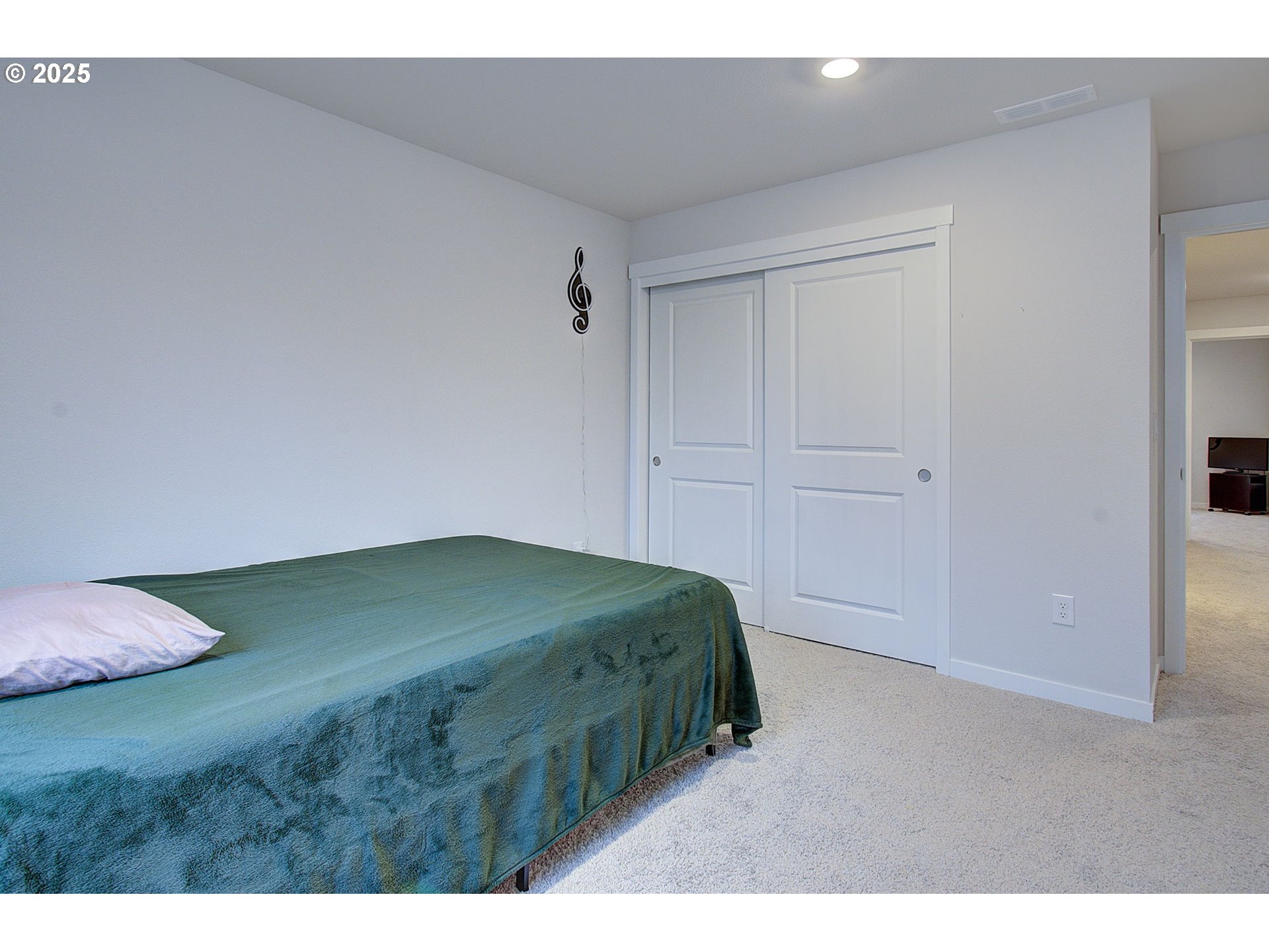 Vancouver, Washington, 98665, United States, 4 Bedrooms Bedrooms, ,2 BathroomsBathrooms,Residential,For Sale,2000903