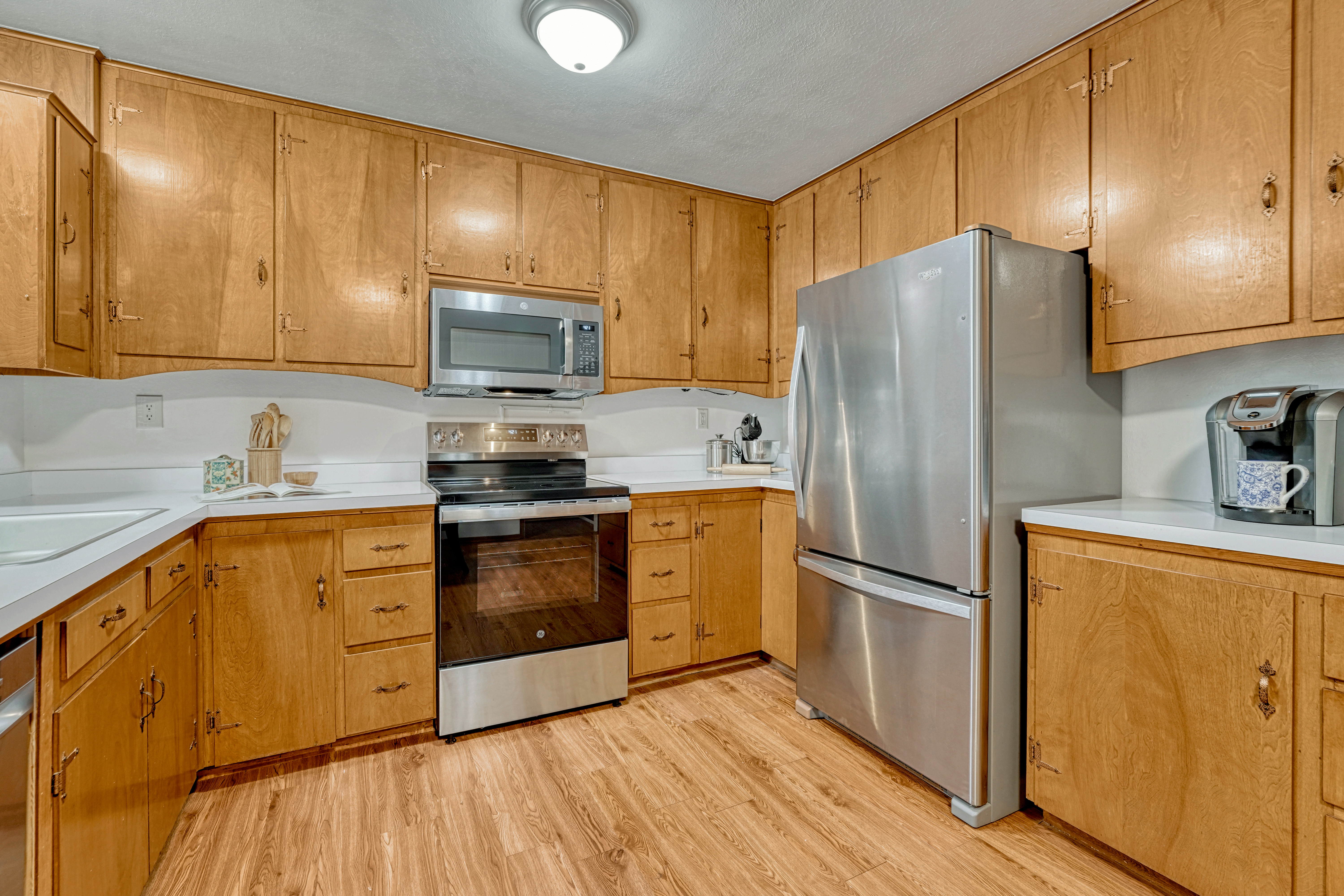  Meticulously maintained ranch-style home in sought-after Black Forest - 物件實景