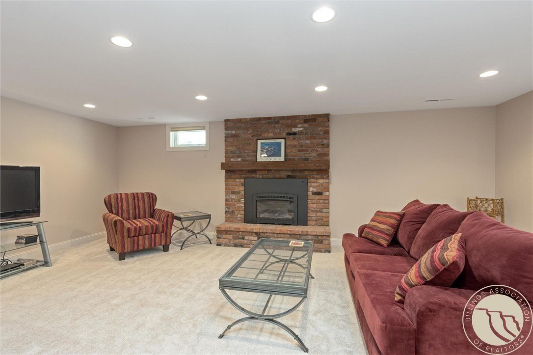 Billings, Montana, 59102, United States, 4 Bedrooms Bedrooms, ,4 BathroomsBathrooms,Residential,For Sale,1980371