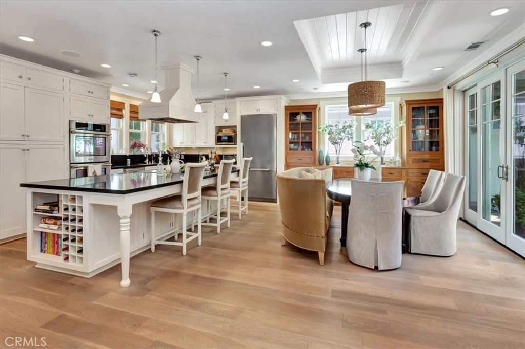 Long Beach, California, 90803, United States, 5 Bedrooms Bedrooms, ,4 BathroomsBathrooms,Residential,For Sale,1916985