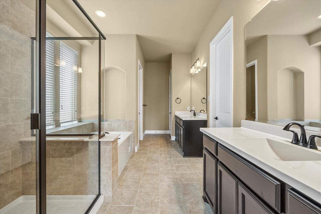 Heath, Texas, 75126, United States, 4 Bedrooms Bedrooms, ,4 BathroomsBathrooms,Residential,For Sale,1708060