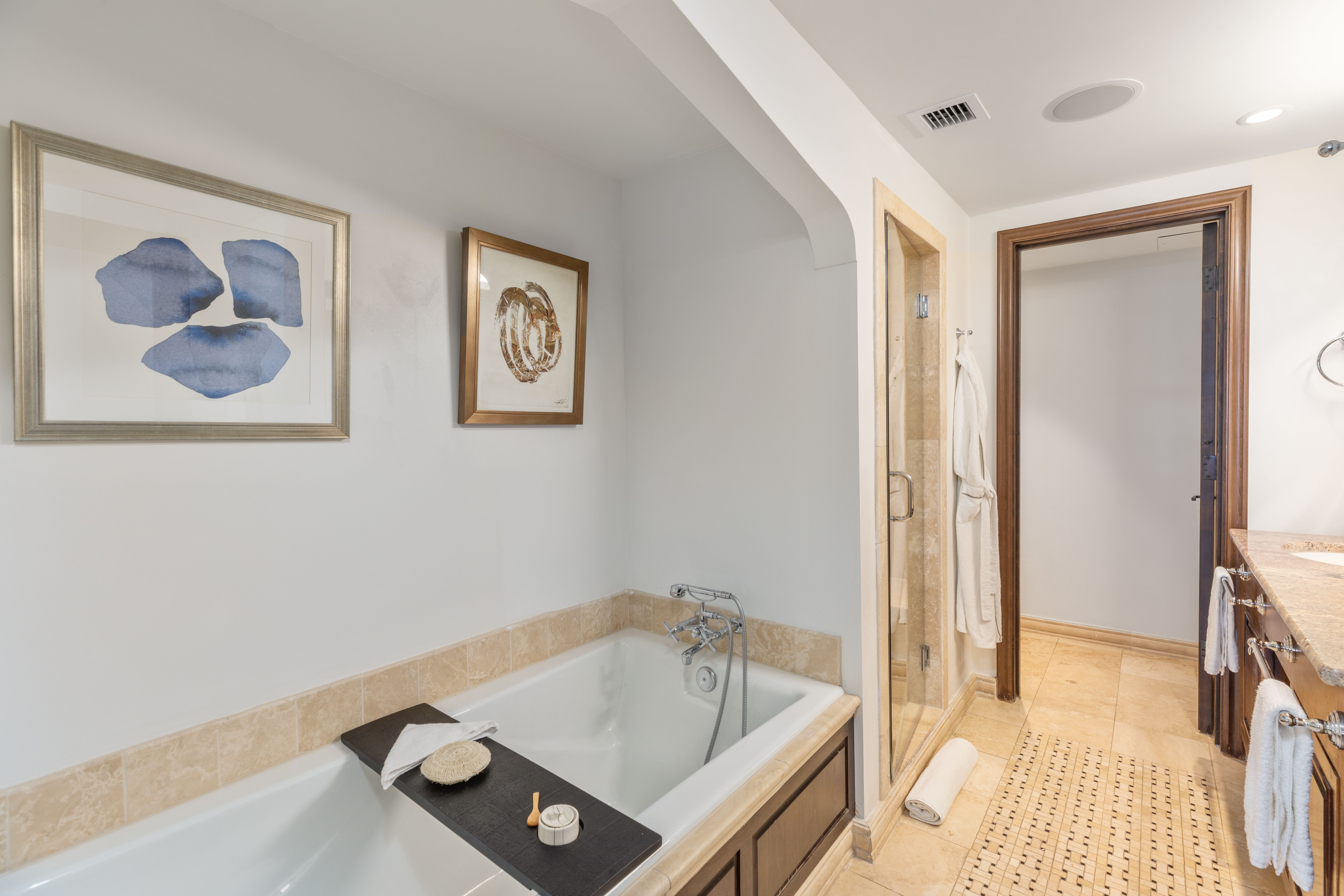  New Remodeled 2 Bedroom Condo in The Madeline - 物件實景