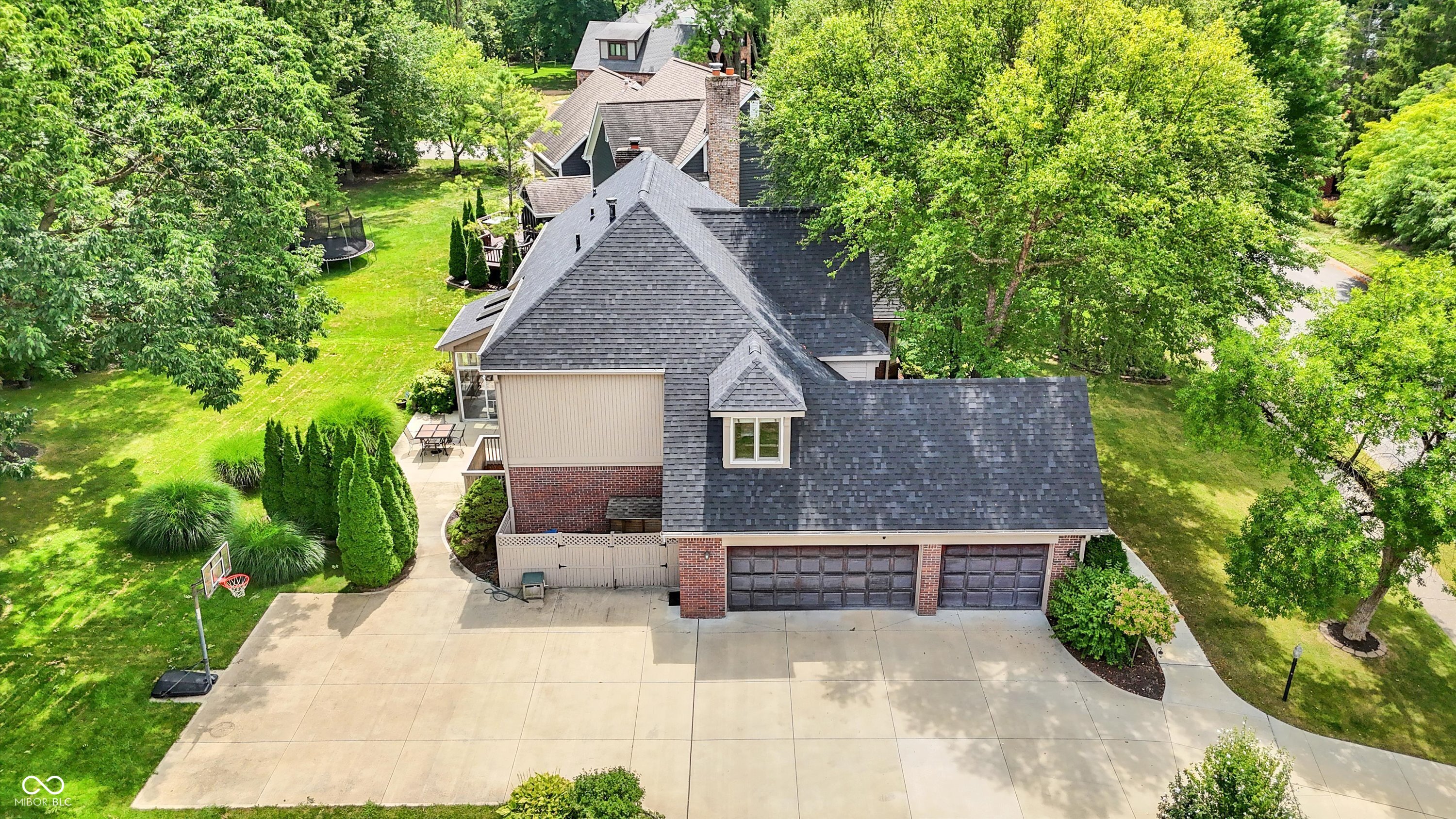 Indianapolis, Indiana, 46236, United States, 4 Bedrooms Bedrooms, ,4 BathroomsBathrooms,Residential,For Sale,1937077