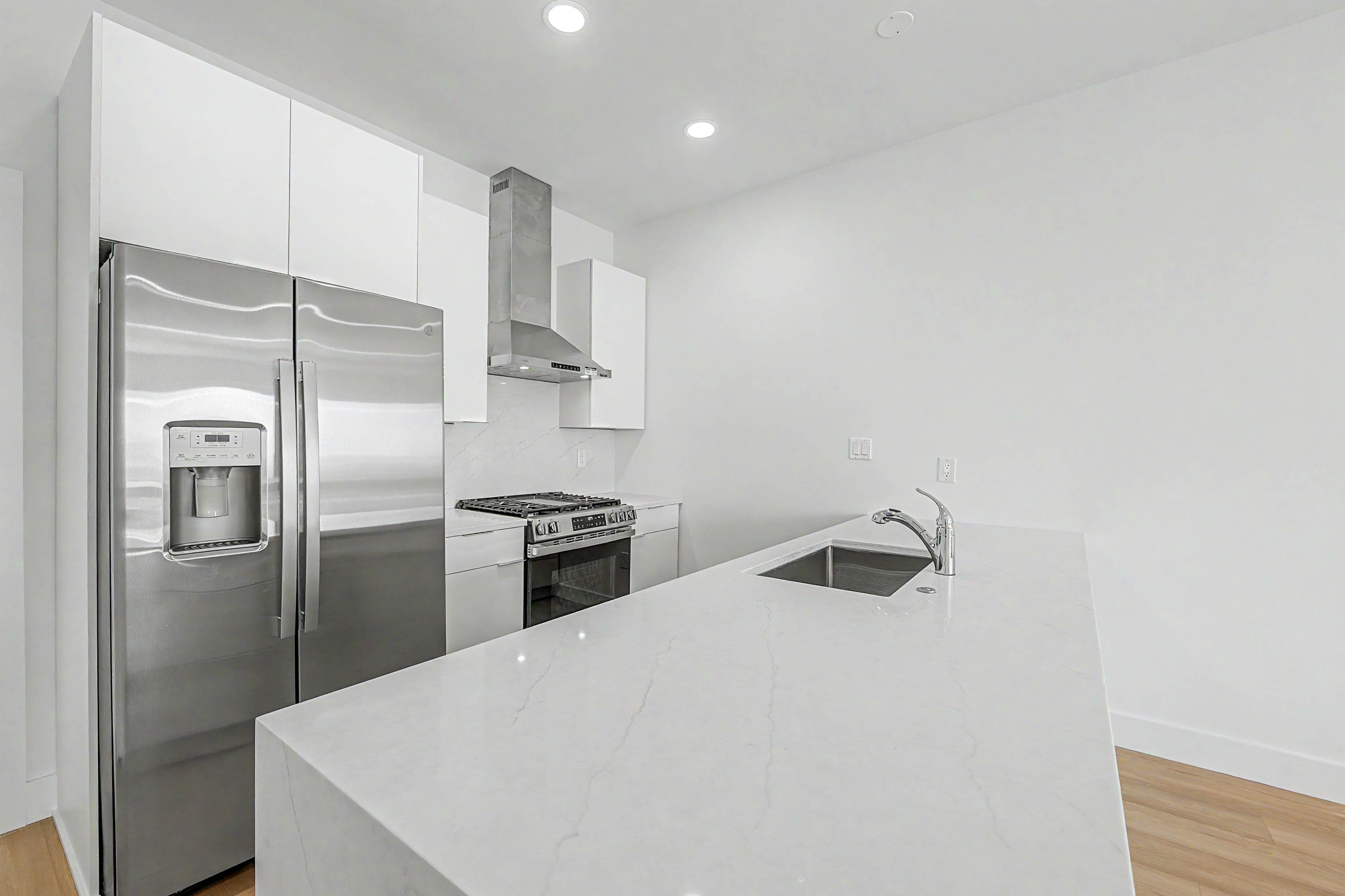  105 B Westminster Avenue - 物件實景