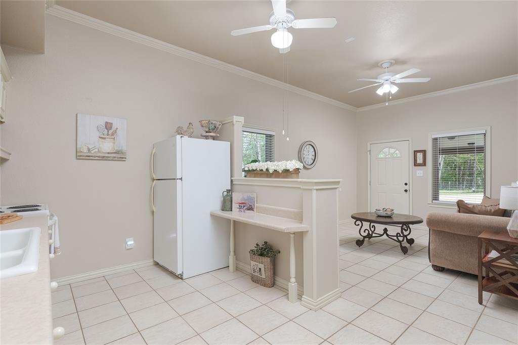 Terrell, Texas, 75160, United States, 3 Bedrooms Bedrooms, ,3 BathroomsBathrooms,Residential,For Sale,1767397