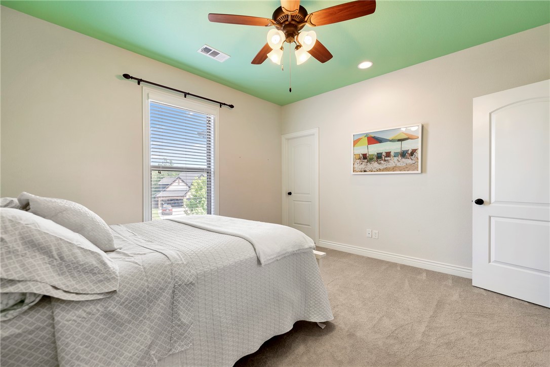 Bentonville, Arkansas, 72712, United States, 5 Bedrooms Bedrooms, ,5 BathroomsBathrooms,Residential,For Sale,1895403