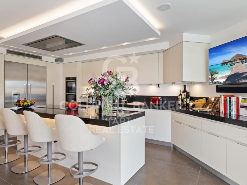 Marbella, Andalusia, ES, 6 Bedrooms Bedrooms, ,6 BathroomsBathrooms,Residential,For Sale,1728671