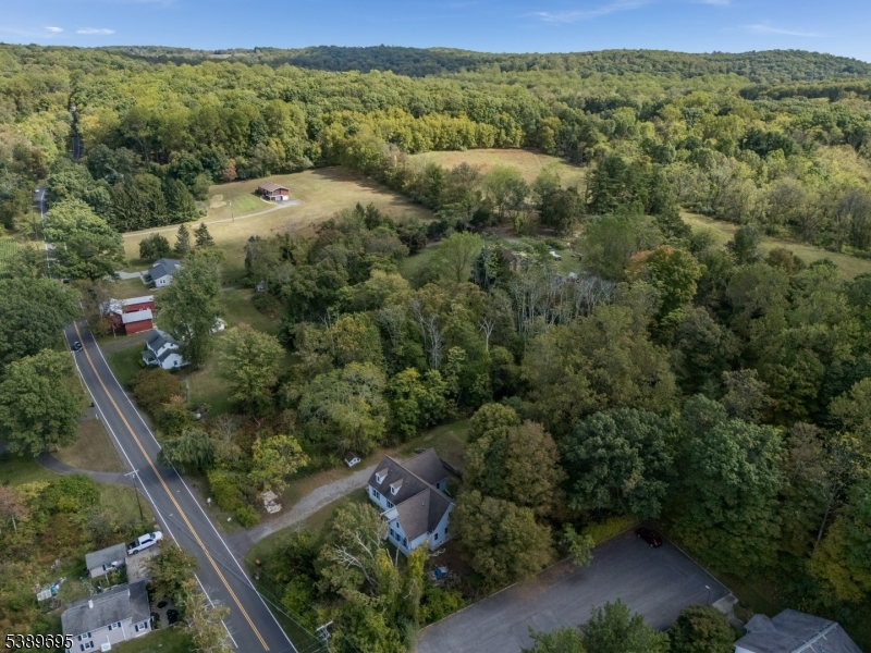 Lebanon Twp., New Jersey, 08826, United States, 3 Bedrooms Bedrooms, ,2 BathroomsBathrooms,Residential,For Sale,1960798