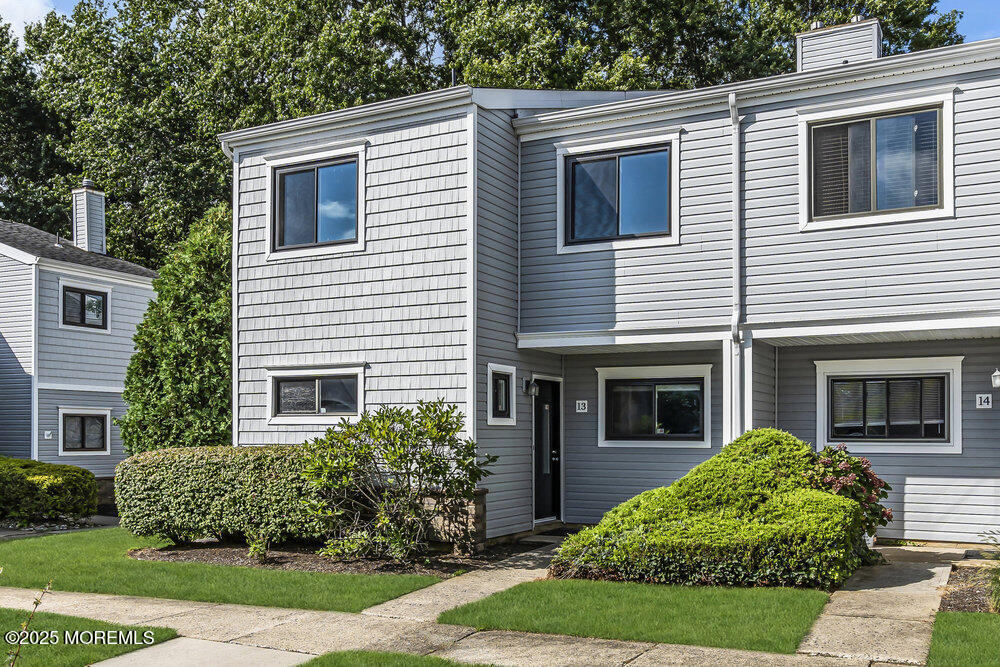 Tinton Falls, New Jersey, 07724, United States, 3 Bedrooms Bedrooms, ,3 BathroomsBathrooms,Residential,For Sale,1923541