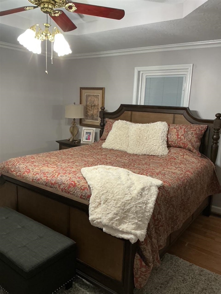 Glasgow, Kentucky, 42141, United States, 4 Bedrooms Bedrooms, ,3 BathroomsBathrooms,Residential,For Sale,1998420