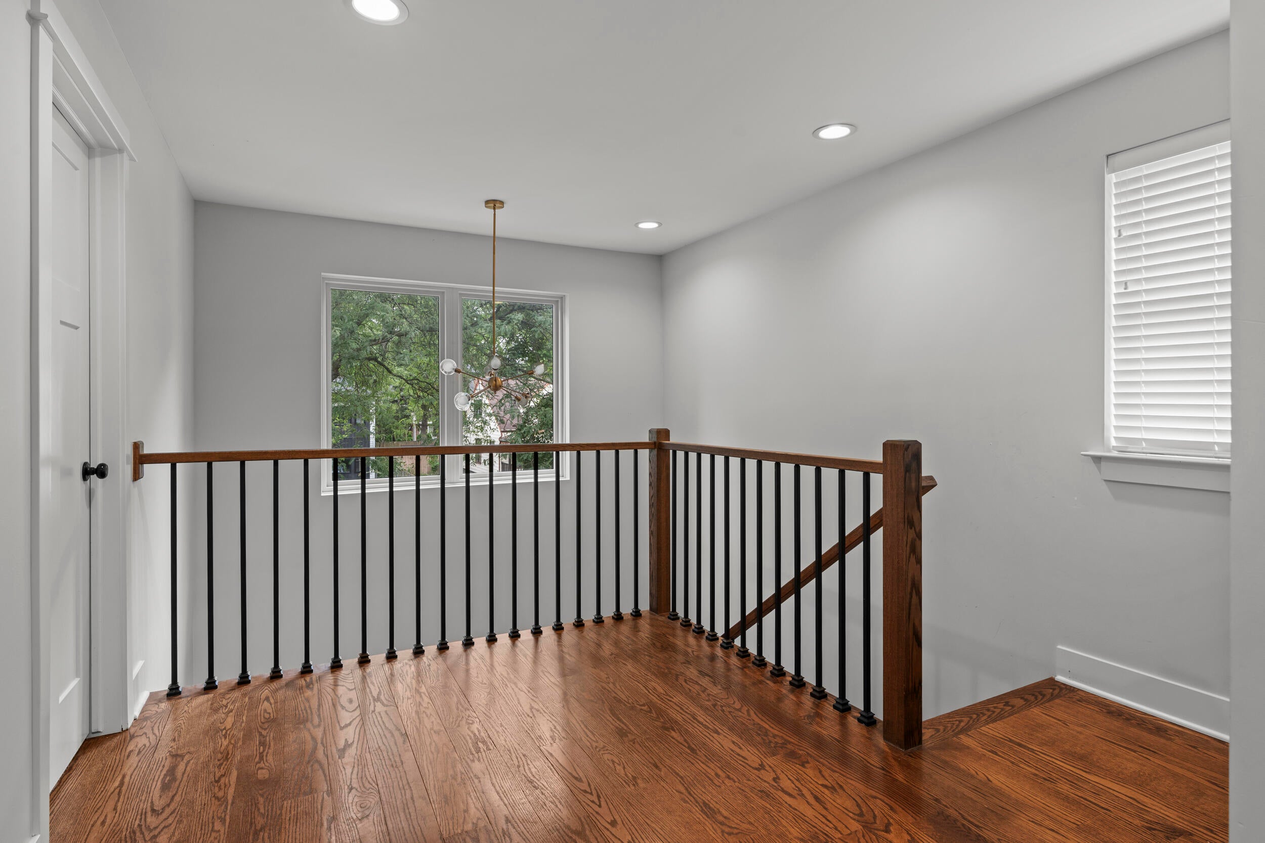 Royal Oak, Michigan, 48067, United States, 3 Bedrooms Bedrooms, ,3 BathroomsBathrooms,Residential,For Sale,1924655