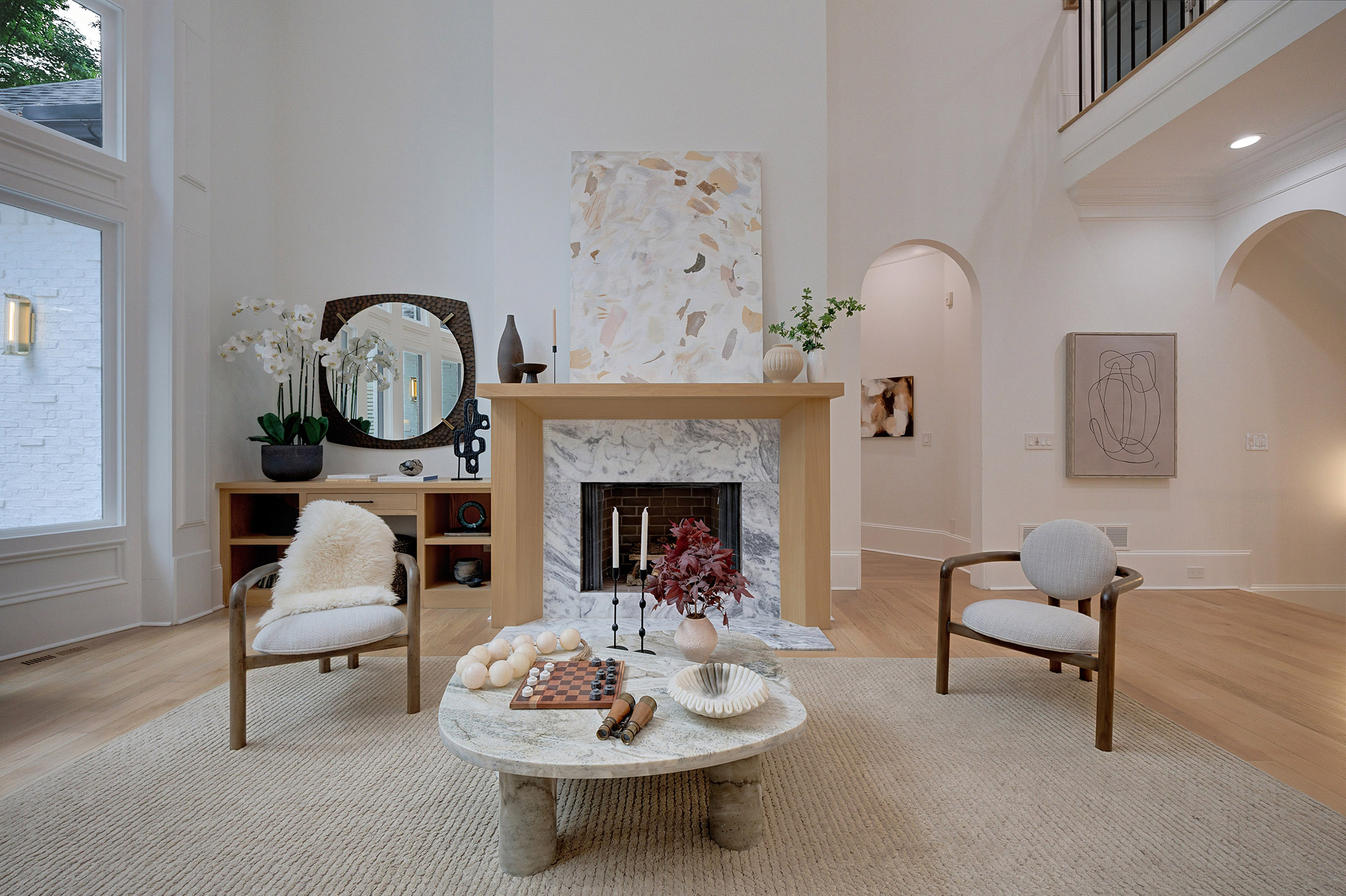  Exceptional Estate Combines Modern Luxury and Timeless Elegance - 物件實景