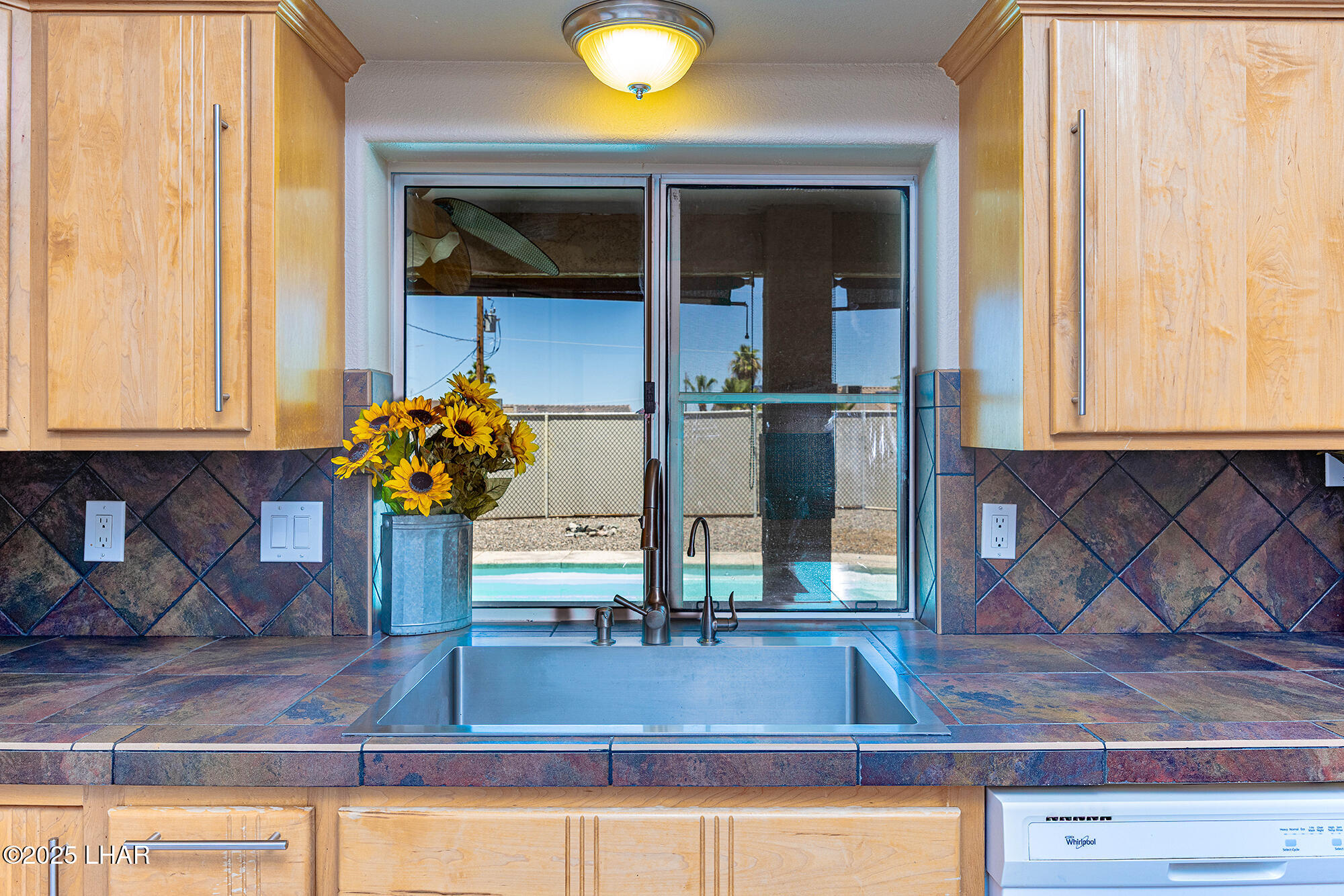 Lake Havasu City, Arizona, 86406, United States, 3 Bedrooms Bedrooms, ,1 BathroomBathrooms,Residential,For Sale,1891865