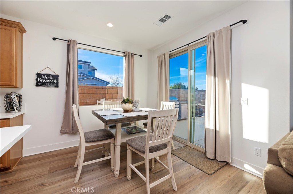 Murrieta, California, 92563, United States, 3 Bedrooms Bedrooms, ,2 BathroomsBathrooms,Residential,For Sale,2011139