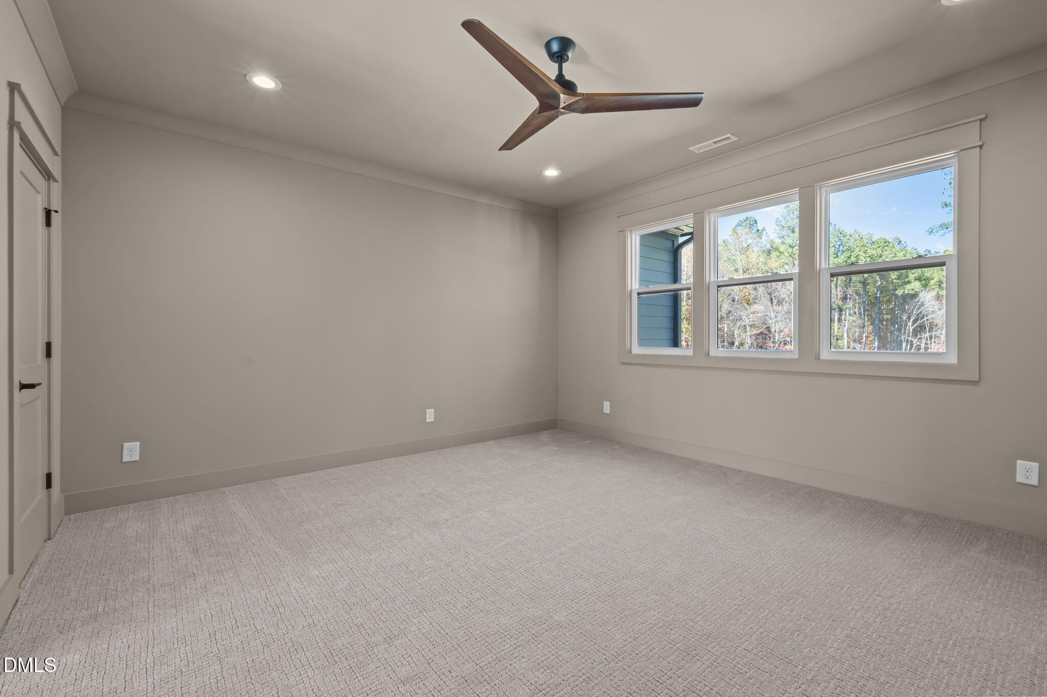 Wake Forest, North Carolina, 27587, United States, 4 Bedrooms Bedrooms, ,5 BathroomsBathrooms,Residential,For Sale,1993322