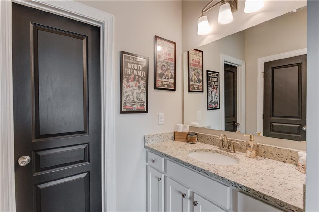 Canton, Georgia, 30115, United States, 4 Bedrooms Bedrooms, ,5 BathroomsBathrooms,Residential,For Sale,1996446