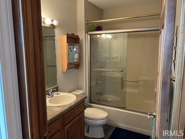 Fremont, Indiana, 46737, United States, 3 Bedrooms Bedrooms, ,3 BathroomsBathrooms,Residential,For Sale,1980112