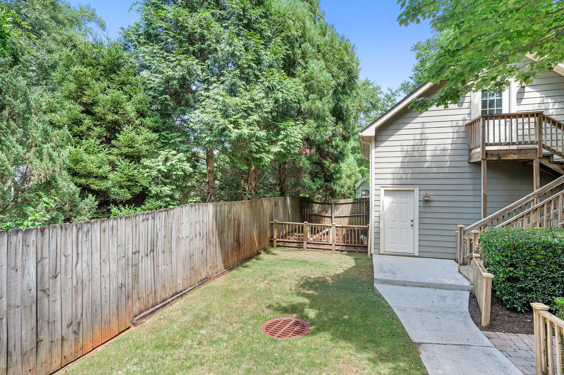  Two-Story Craftsman in Coveted Oakhurst Community - 物件實景