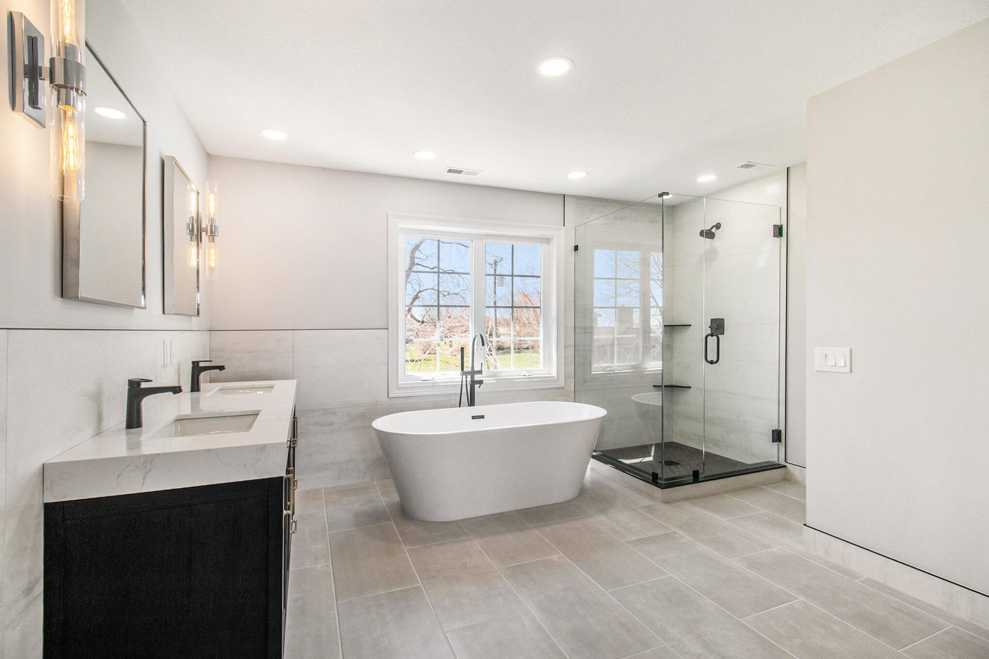 Newport, Michigan, 48166, United States, 4 Bedrooms Bedrooms, ,4 BathroomsBathrooms,Residential,For Sale,1765841