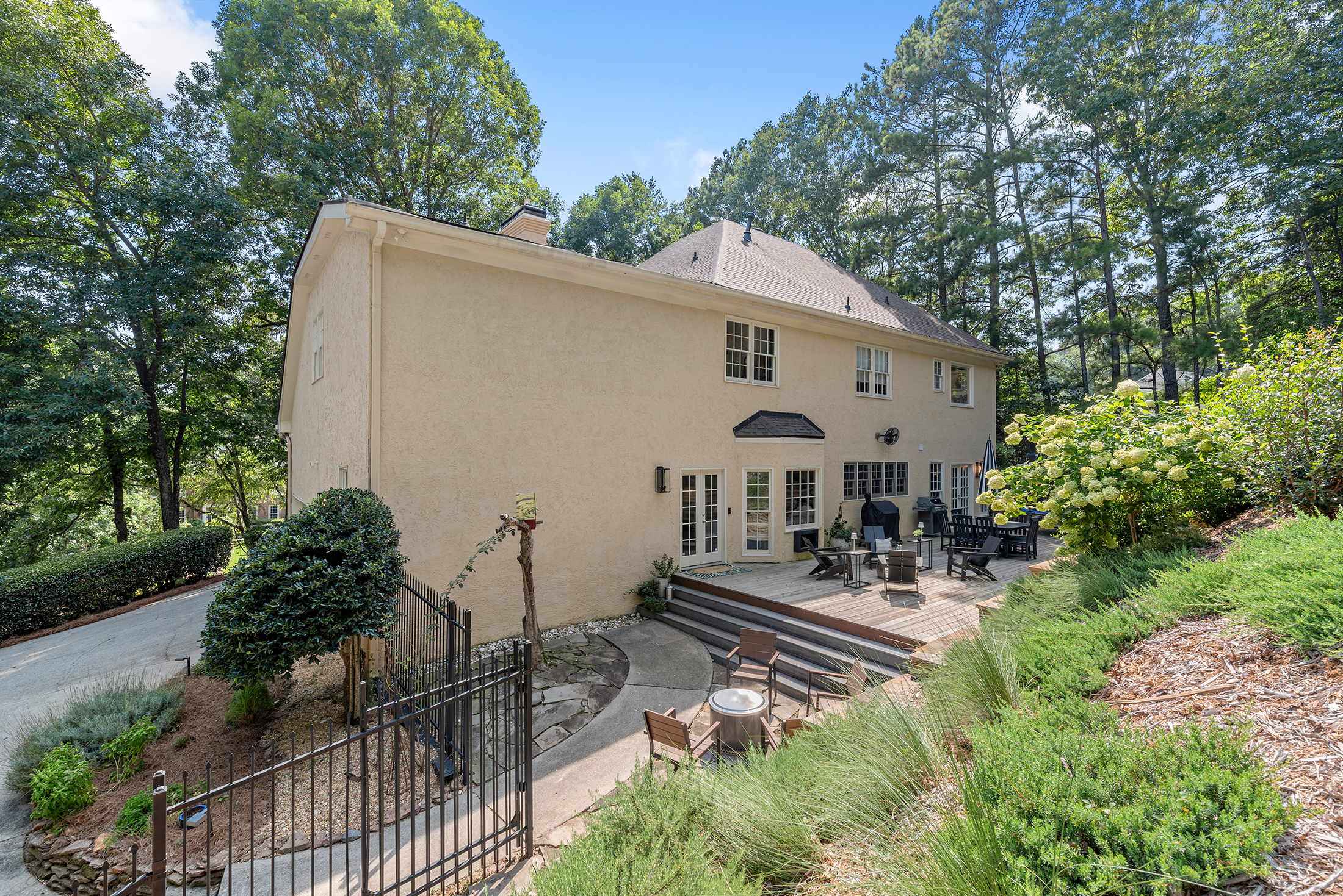  Move-in Ready Stunner in Highly Coveted Swim/Tennis Spalding Lake - 物件實景