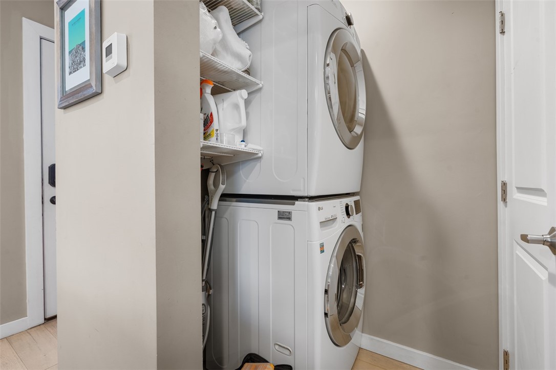 Lawrenceville, Pennsylvania, 15201, United States, ,Residential,For Sale,1988380