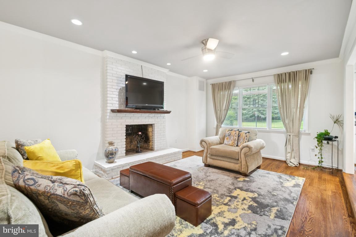 Randallstown, Maryland, 21133, United States, 4 Bedrooms Bedrooms, ,4 BathroomsBathrooms,Residential,For Sale,1927801