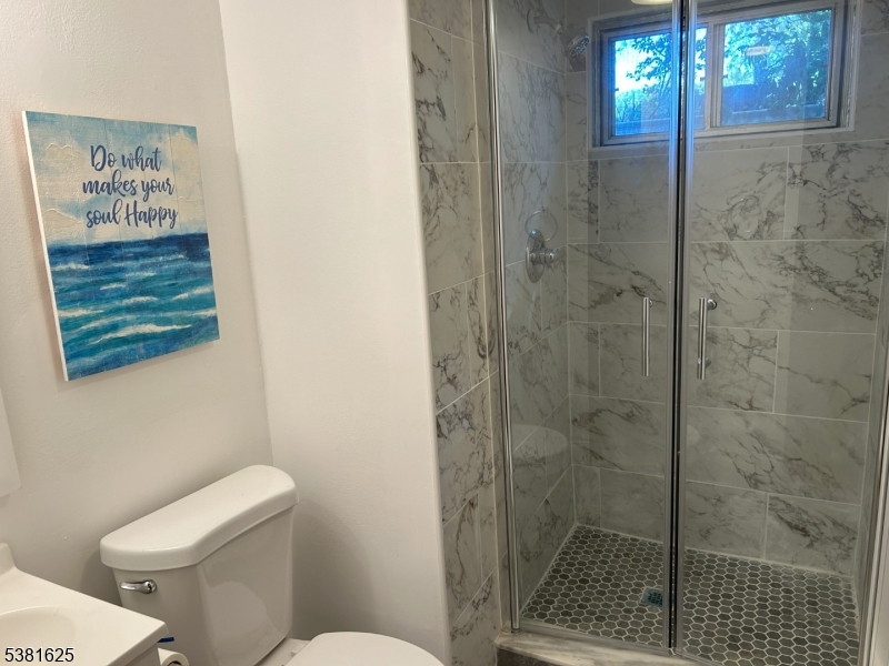 Hillsborough Twp., New Jersey, 08844, United States, 3 Bedrooms Bedrooms, ,2 BathroomsBathrooms,Residential,For Sale,1932471