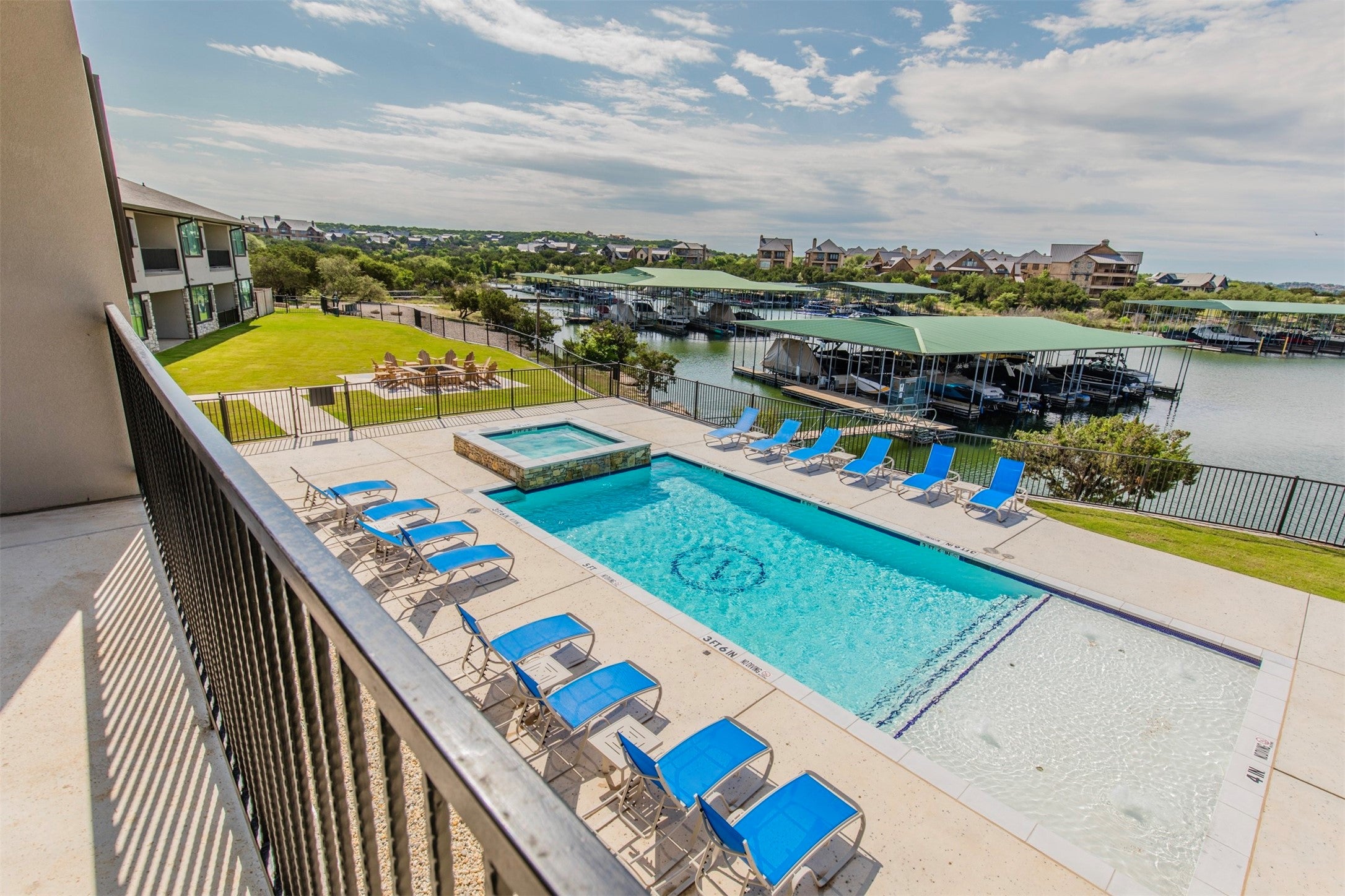 Possum Kingdom Lake, Texas, 76449, United States, 2 Bedrooms Bedrooms, ,2 BathroomsBathrooms,Residential,For Sale,1977321