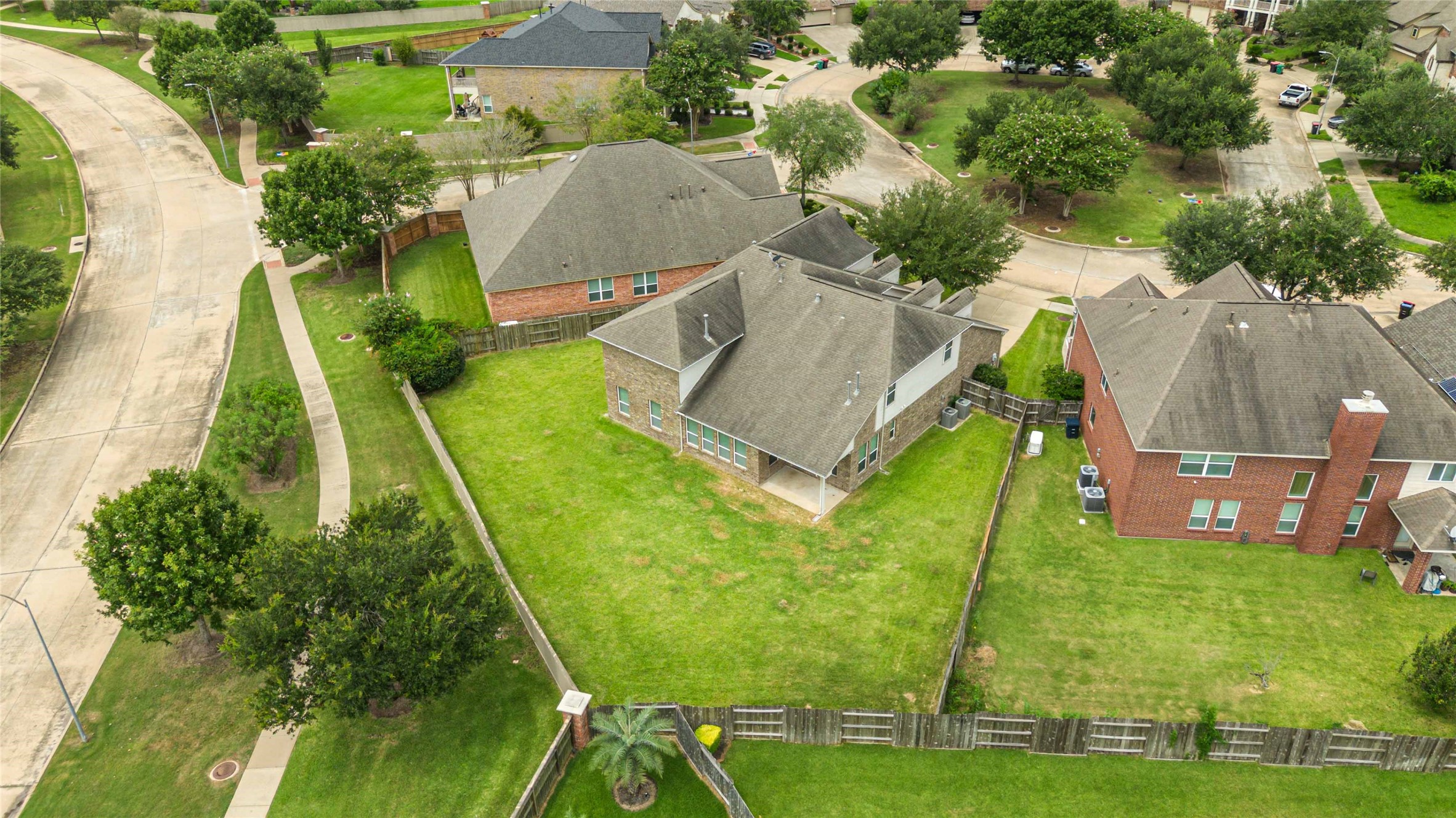 Missouri City, Texas, 77459, United States, 5 Bedrooms Bedrooms, ,4 BathroomsBathrooms,Residential,For Sale,1906951