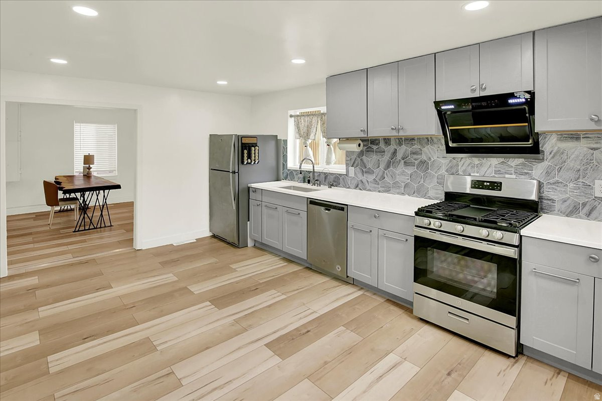 Sandy, Utah, 84094, United States, 4 Bedrooms Bedrooms, ,1 BathroomBathrooms,Residential,For Sale,2001958