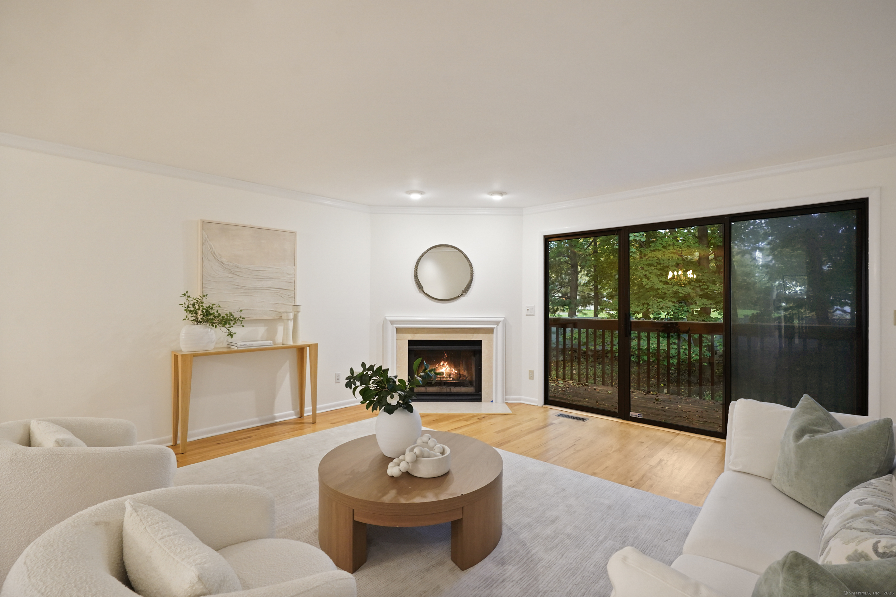 Stamford, Connecticut, 06905, United States, 2 Bedrooms Bedrooms, ,3 BathroomsBathrooms,Residential,For Sale,1997039