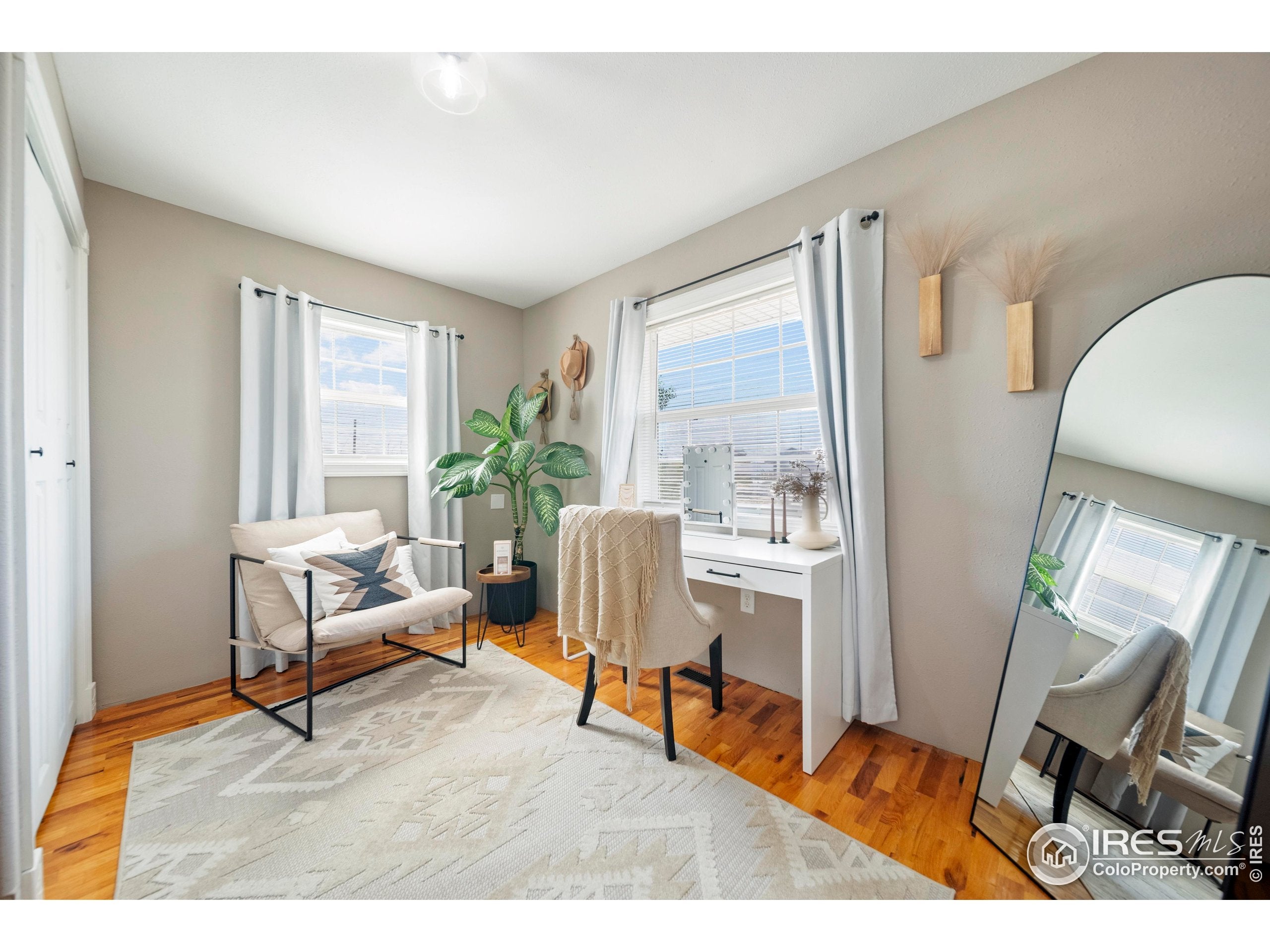 Hillrose, Colorado, 80733, United States, 6 Bedrooms Bedrooms, ,2 BathroomsBathrooms,Residential,For Sale,1977240