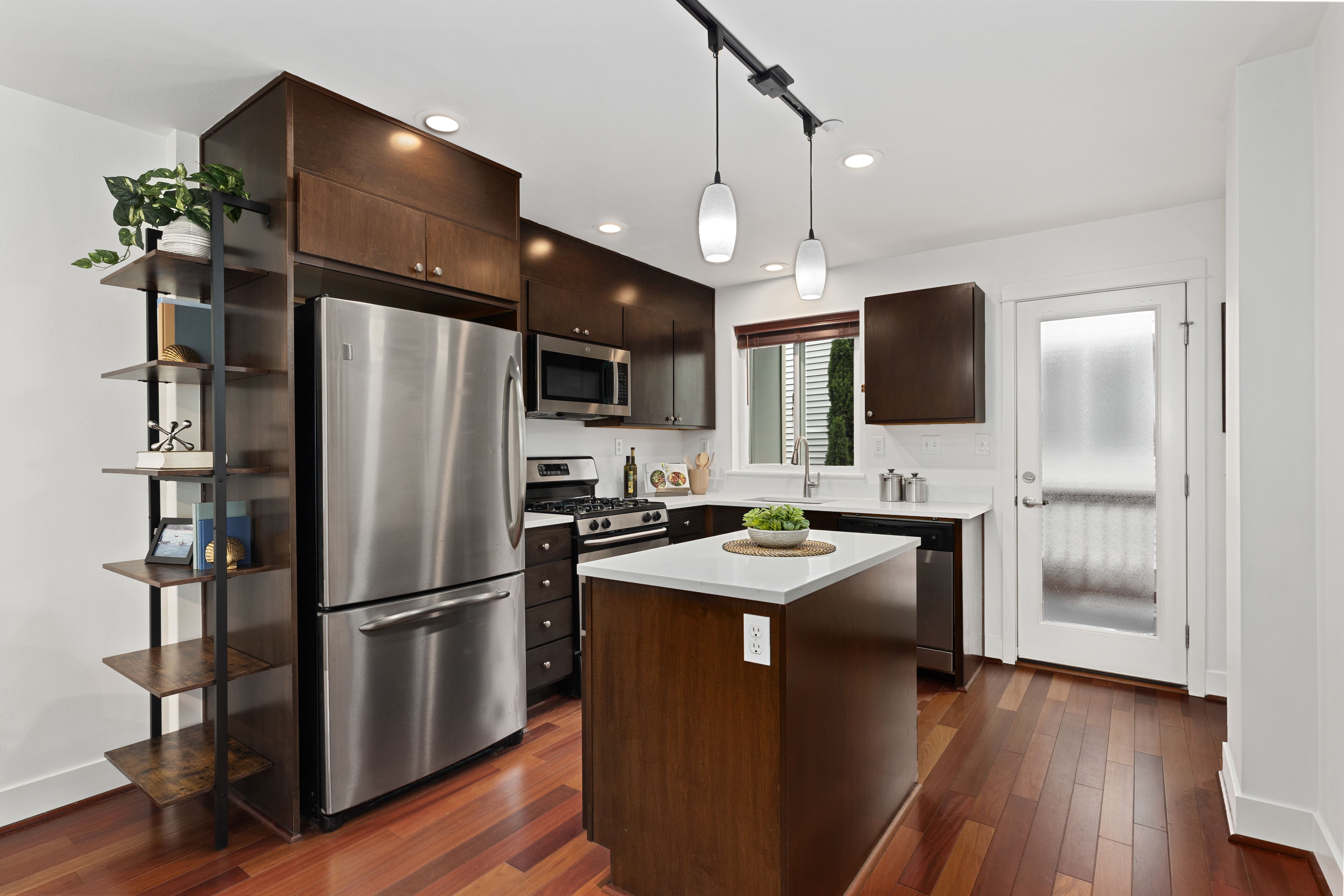  810 N 145th Lane, Shoreline, WA 98133 - 物件實景