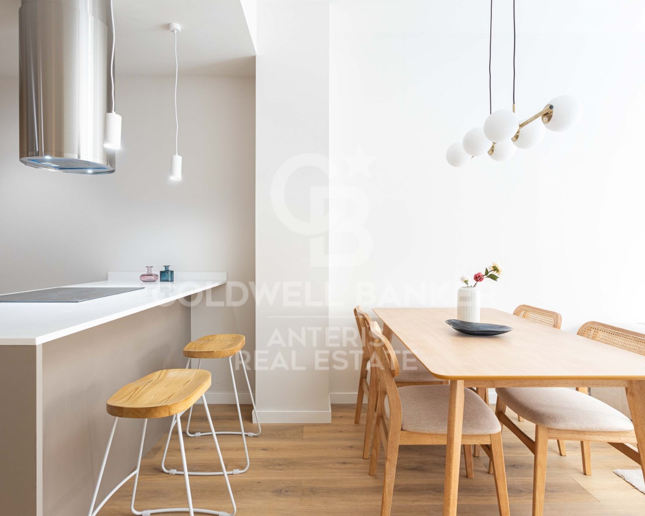 Barcelona, Catalonia, ES, 3 Bedrooms Bedrooms, ,2 BathroomsBathrooms,Residential,For Sale,1687170