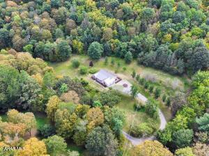 1tq5sqtifeit, Pennsylvania, 15534, United States, 3 Bedrooms Bedrooms, ,3 BathroomsBathrooms,Residential,For Sale,1947387