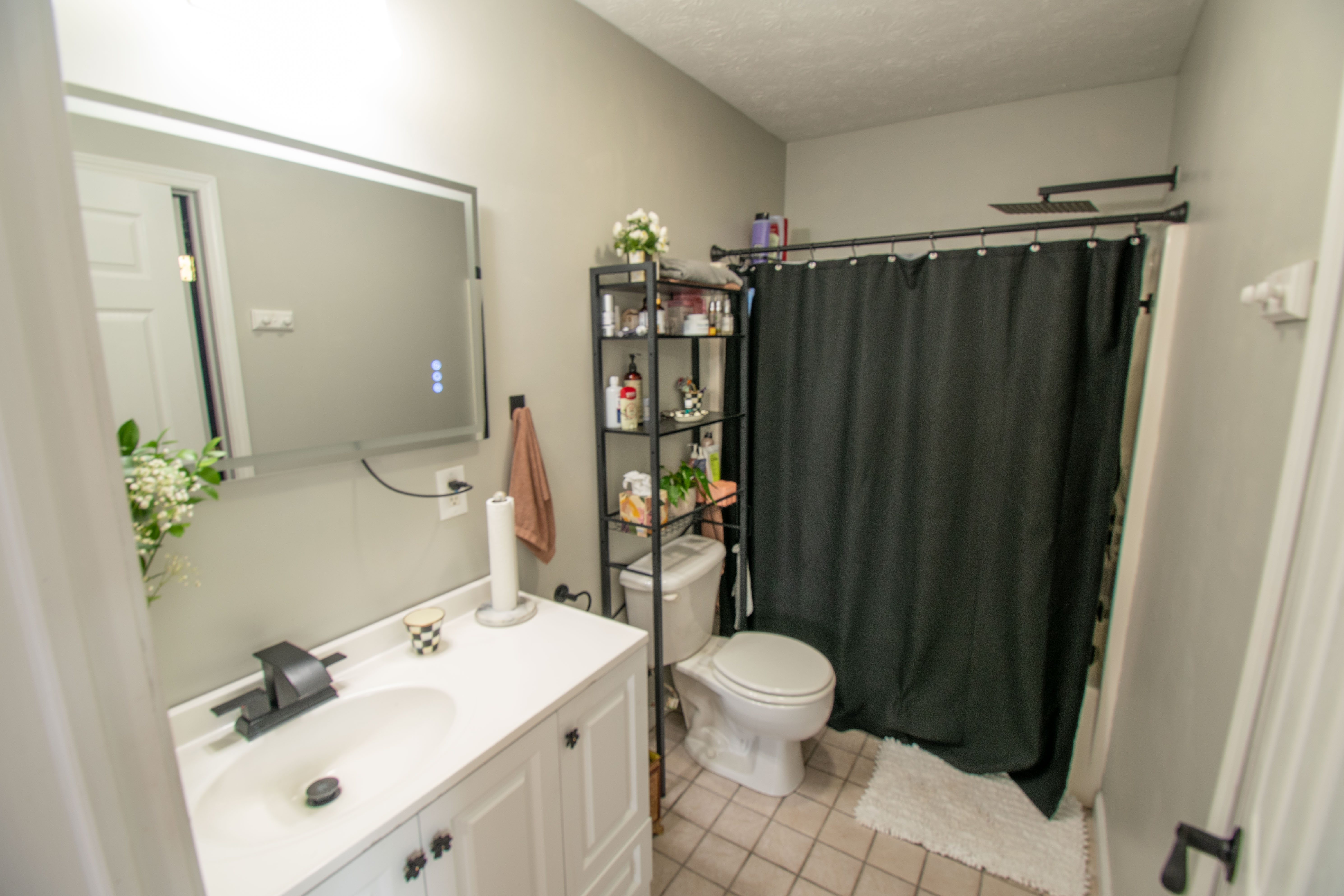 Romulus, New York, 14541, United States, 4 Bedrooms Bedrooms, ,3 BathroomsBathrooms,Residential,For Sale,1974577