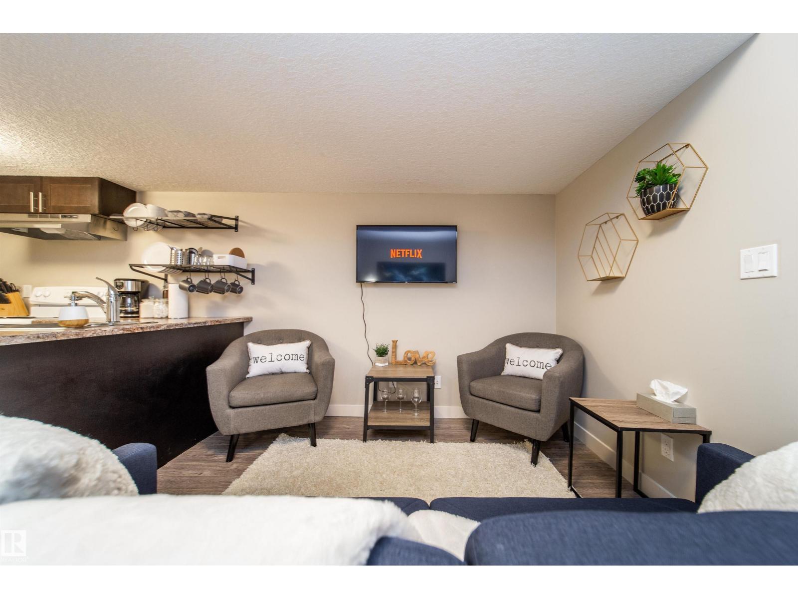 EDMONTON, Alberta, T5R 1N1, CA, 5 Bedrooms Bedrooms, ,3 BathroomsBathrooms,Residential,For Sale,1913571