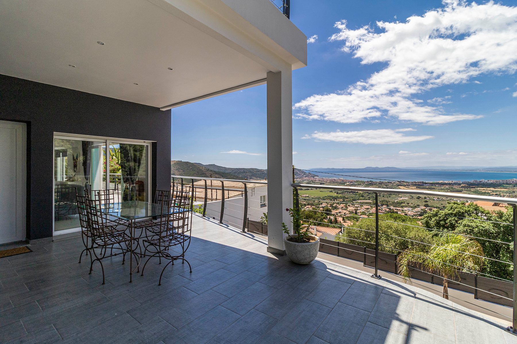  Modern Style House in Residential Area in Costa Brava - 物件實景
