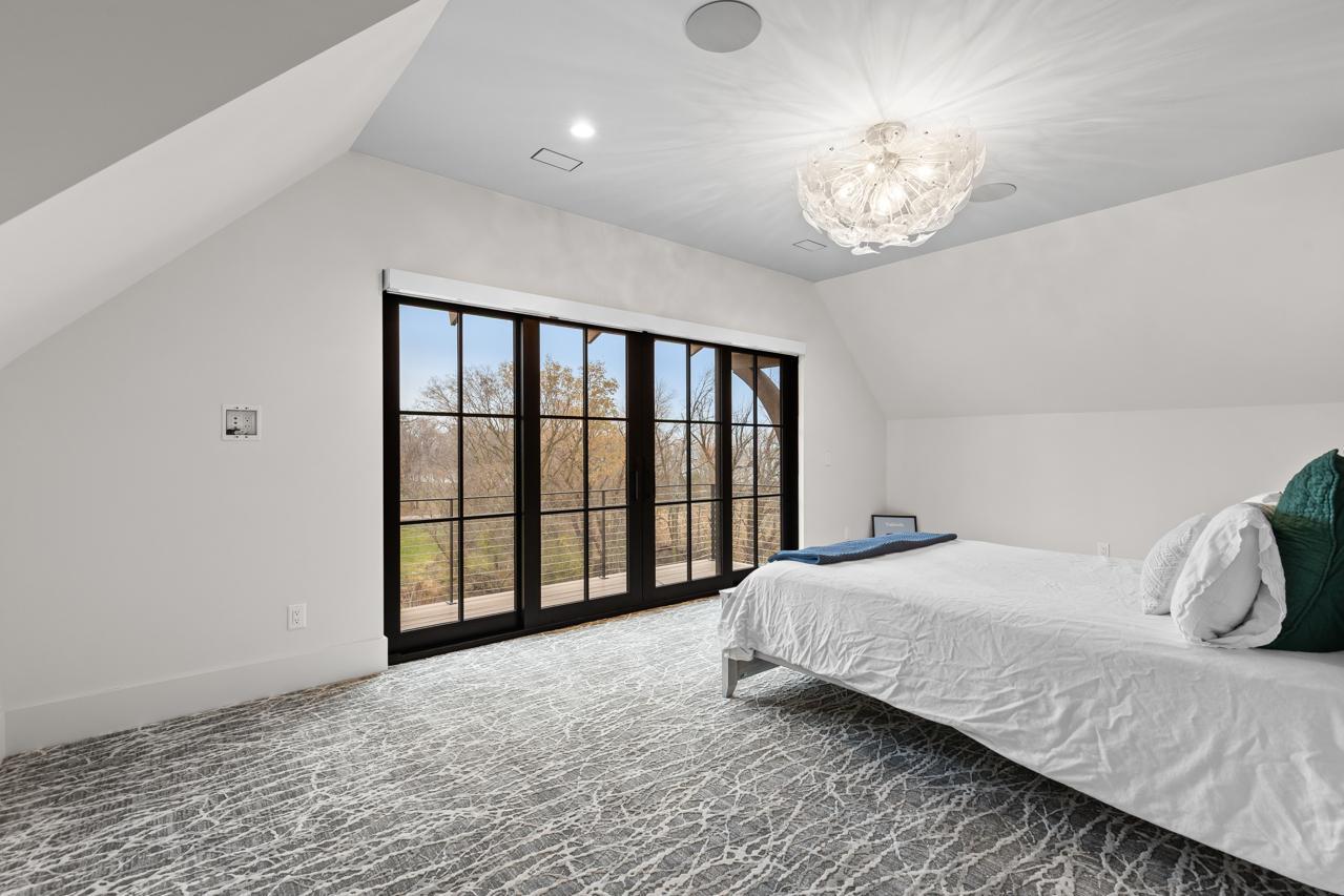 Orono, Minnesota, 55391, United States, 6 Bedrooms Bedrooms, ,3 BathroomsBathrooms,Residential,For Sale,2000639