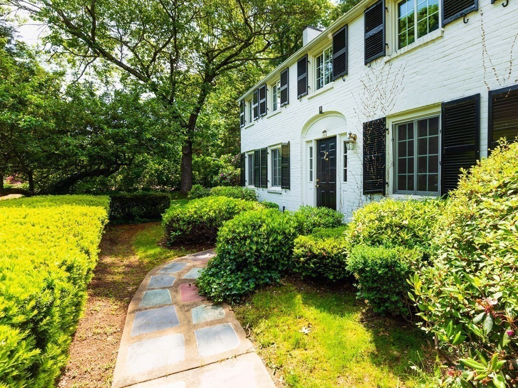 Brockton, Massachusetts, 02301, United States, 5 Bedrooms Bedrooms, ,3 BathroomsBathrooms,Residential,For Sale,1879752
