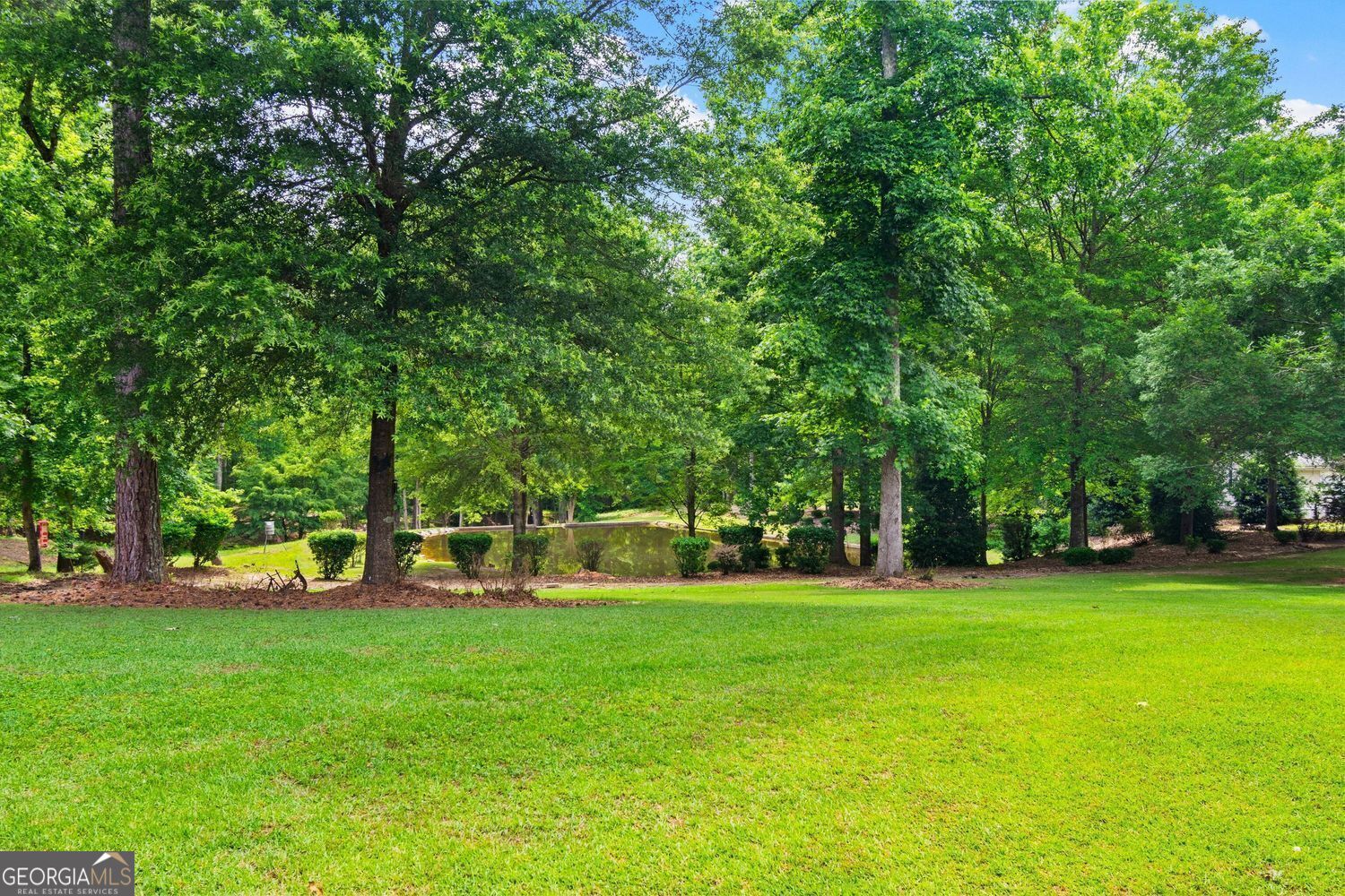 Cumming, Georgia, 30028, United States, 4 Bedrooms Bedrooms, ,5 BathroomsBathrooms,Residential,For Sale,1859105