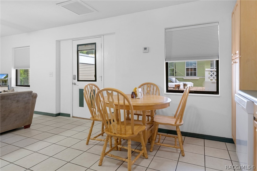 Dunnellon, Florida, 34431, United States, 4 Bedrooms Bedrooms, ,2 BathroomsBathrooms,Residential,For Sale,1920438
