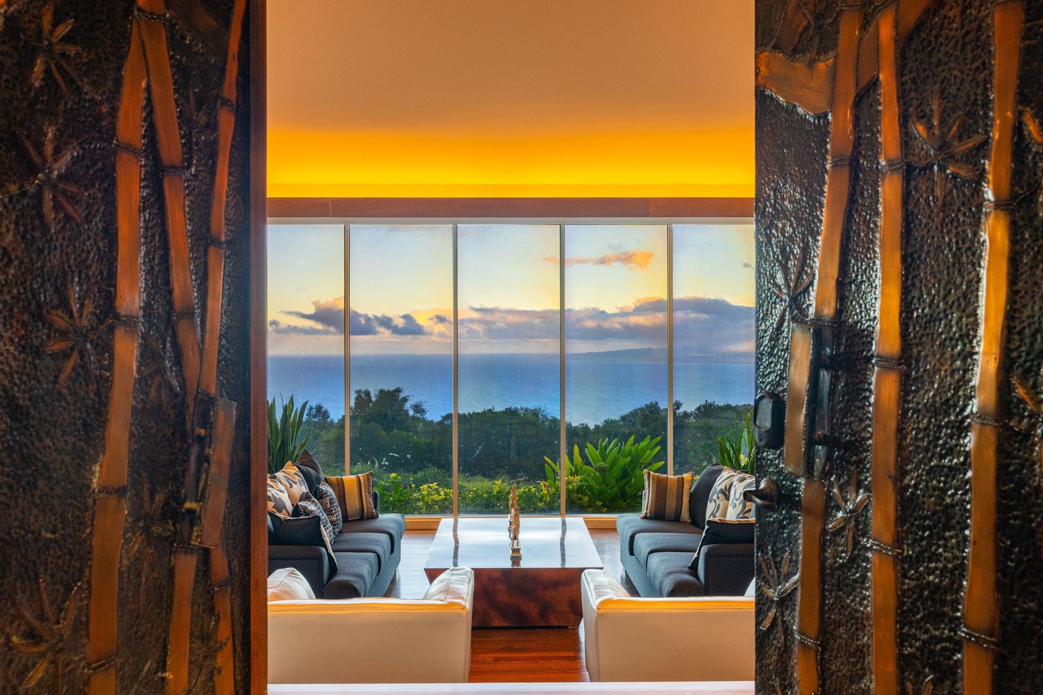 Wailuku, Hawaii, 96793, United States, 4 Bedrooms Bedrooms, ,6 BathroomsBathrooms,Residential,For Sale,1998194