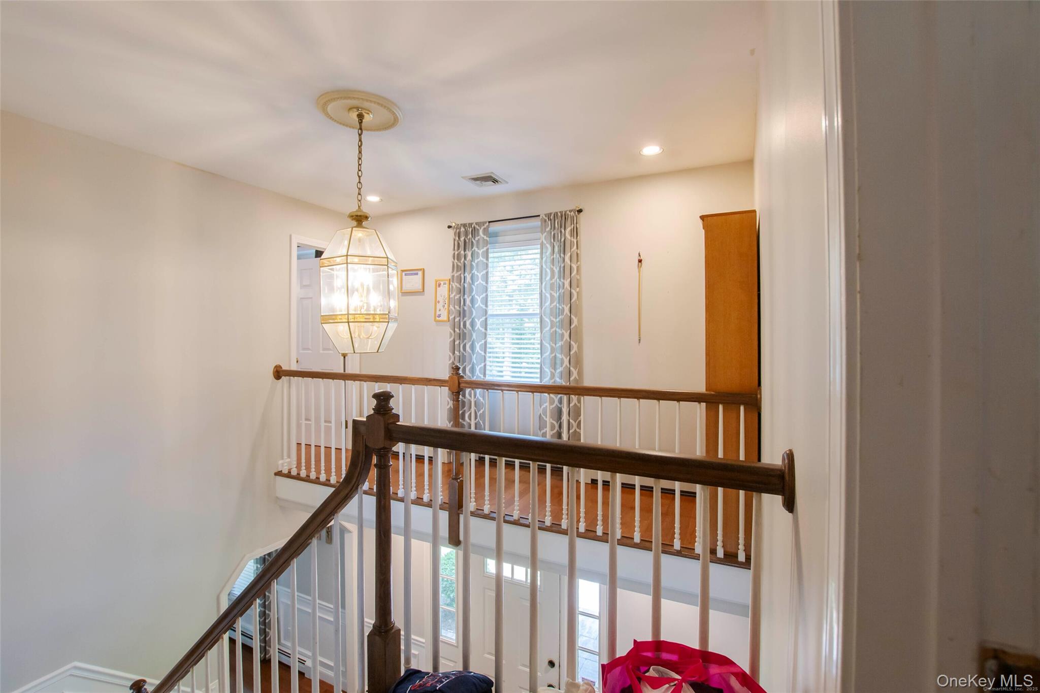 Call Listing Agent, New York, 06812, United States, 4 Bedrooms Bedrooms, ,3 BathroomsBathrooms,Residential,For Sale,1940931